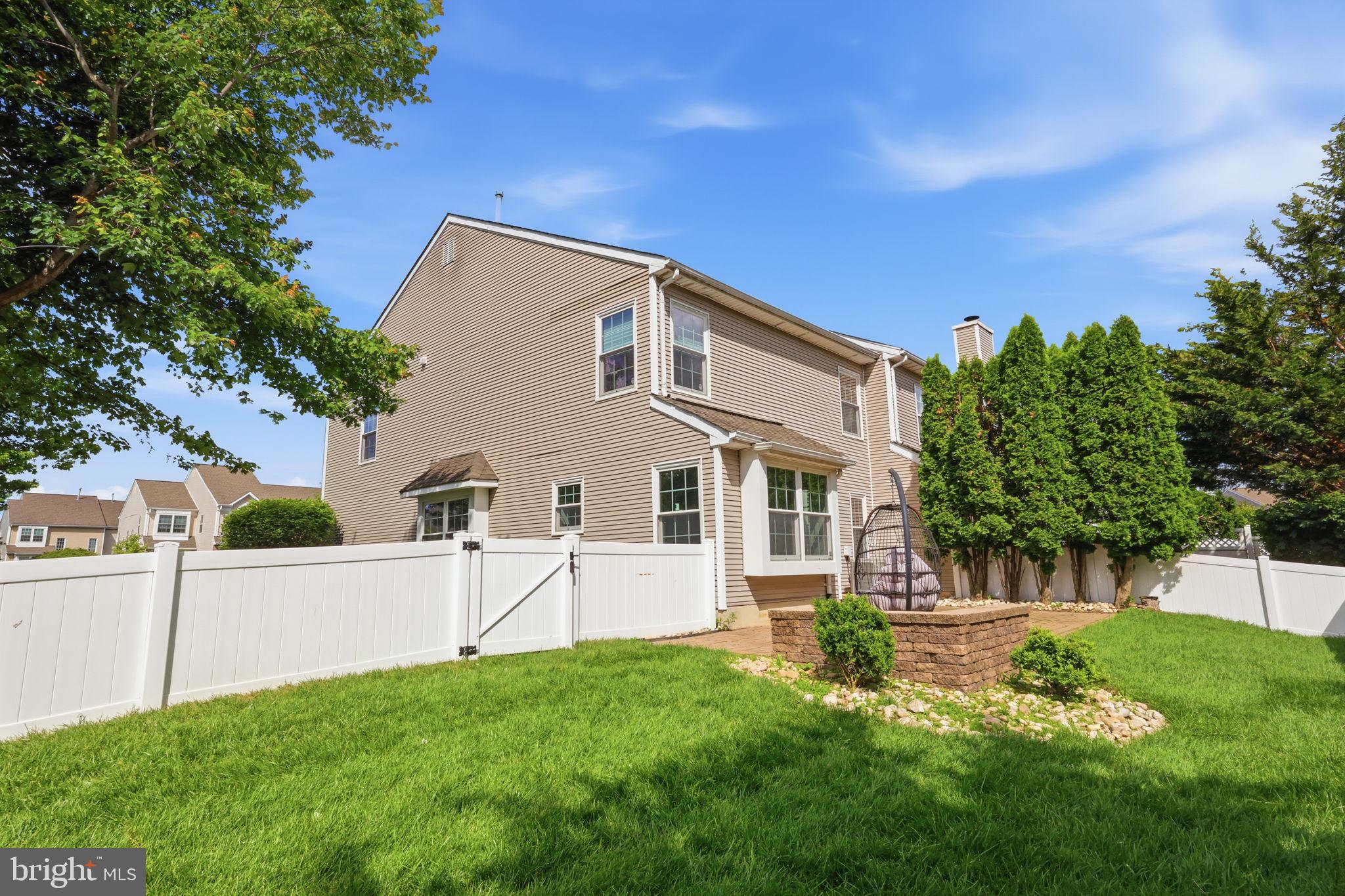 NEWTOWN GRANT - Residential