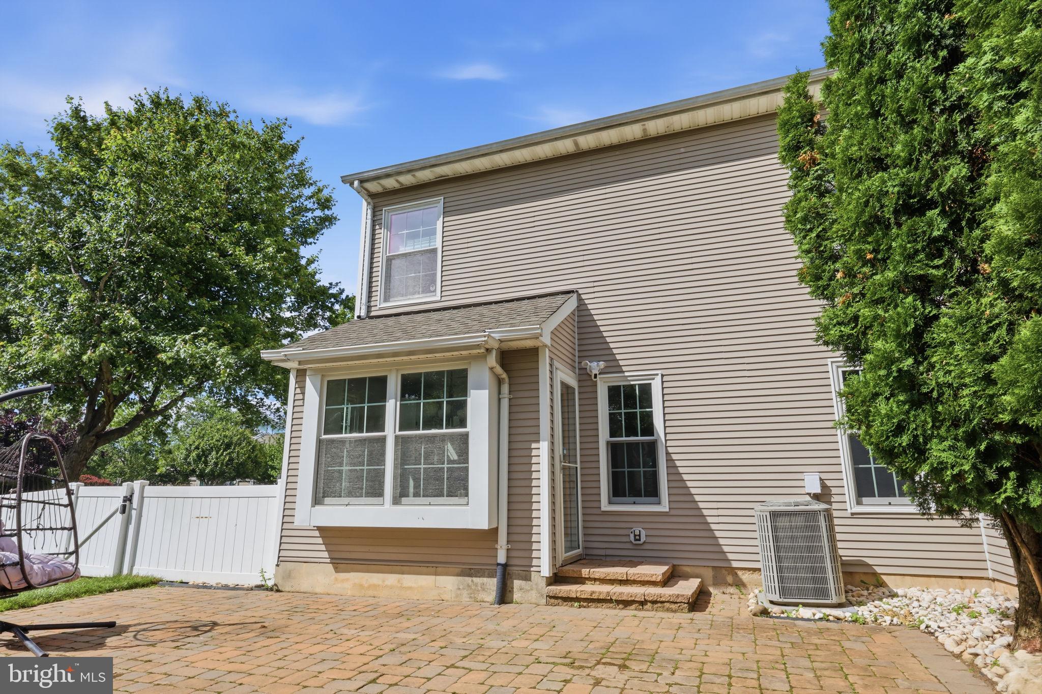 NEWTOWN GRANT - Residential
