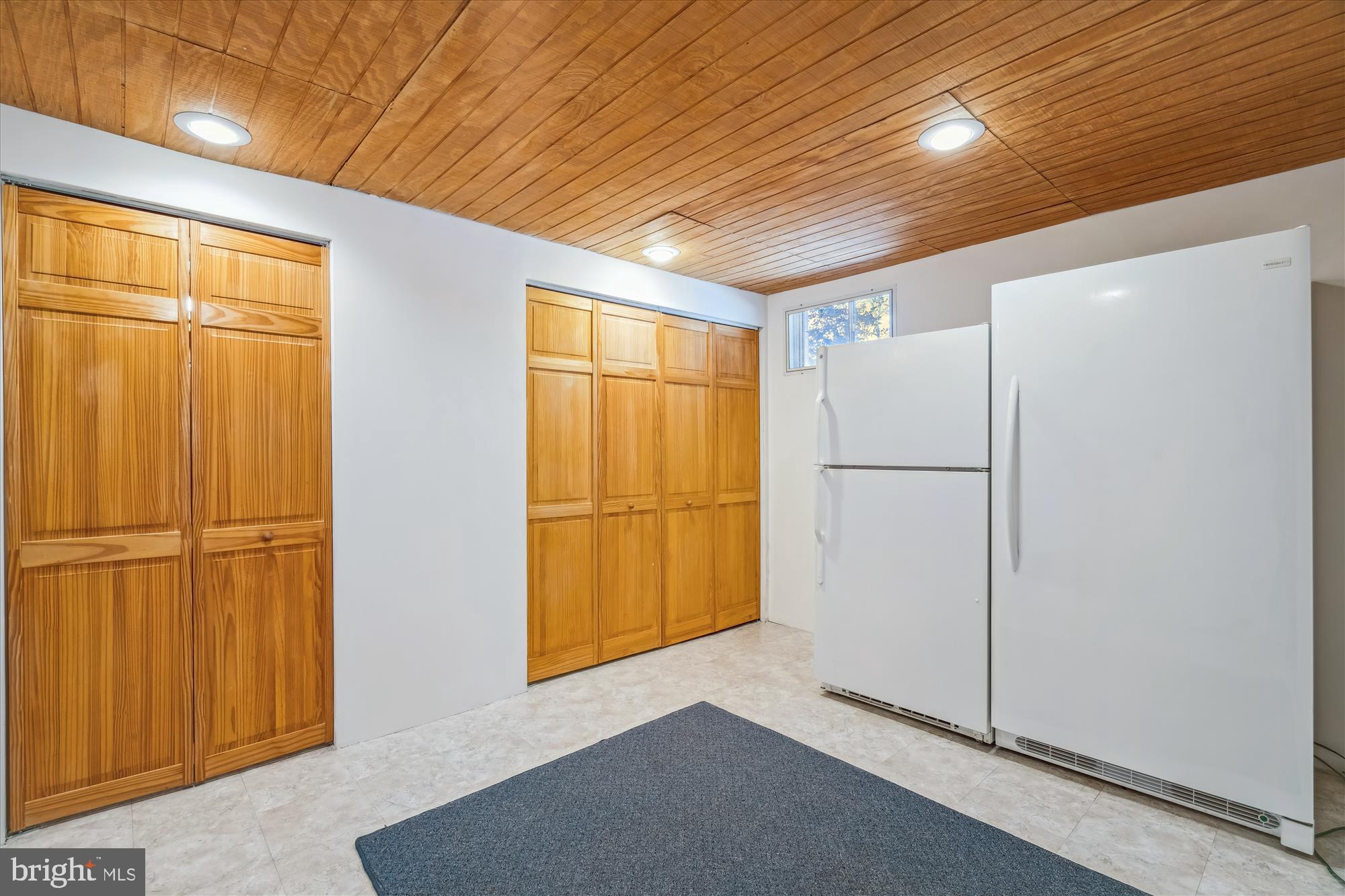 GWYNN ACRES - Residential