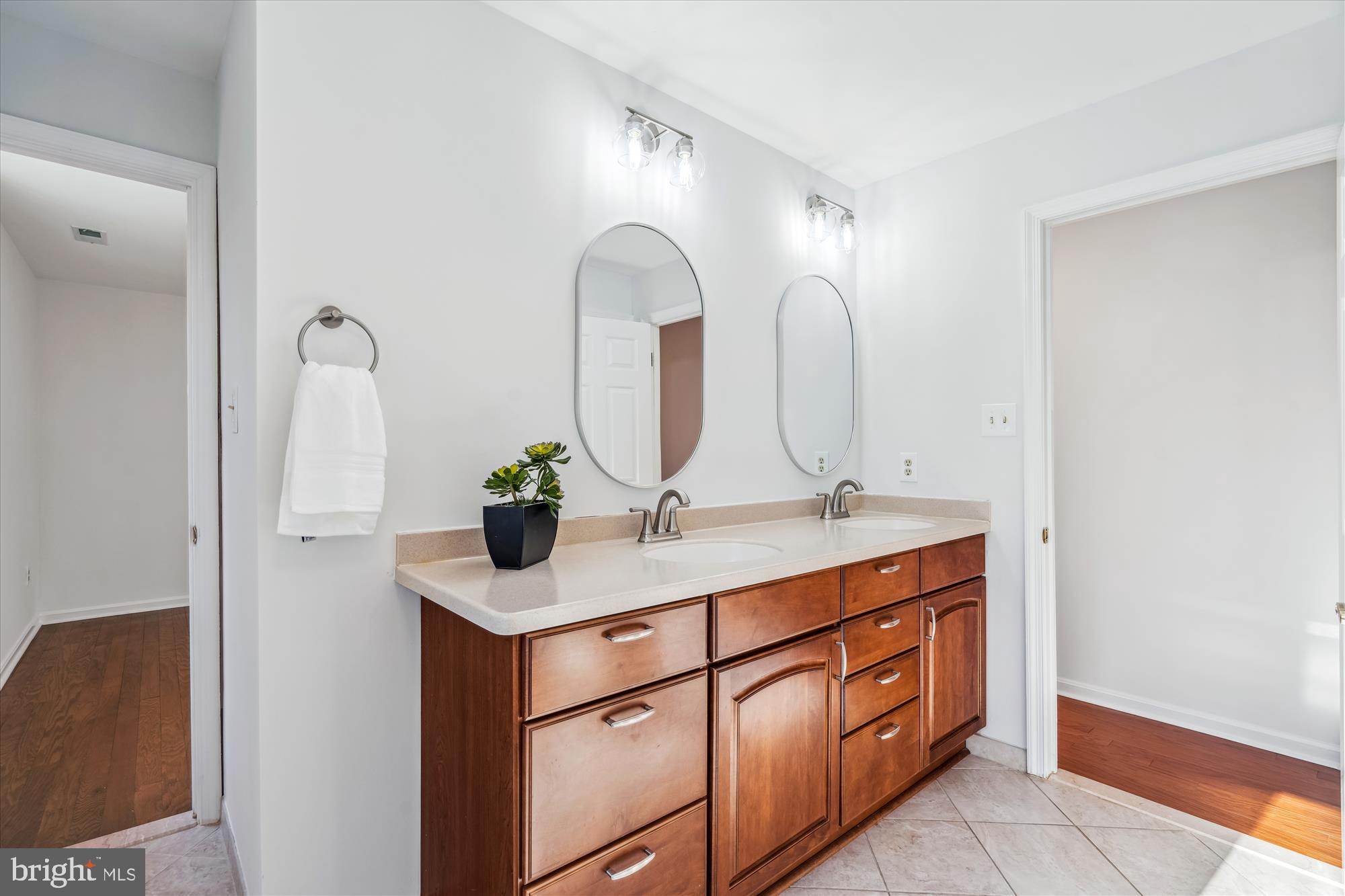 GWYNN ACRES - Residential