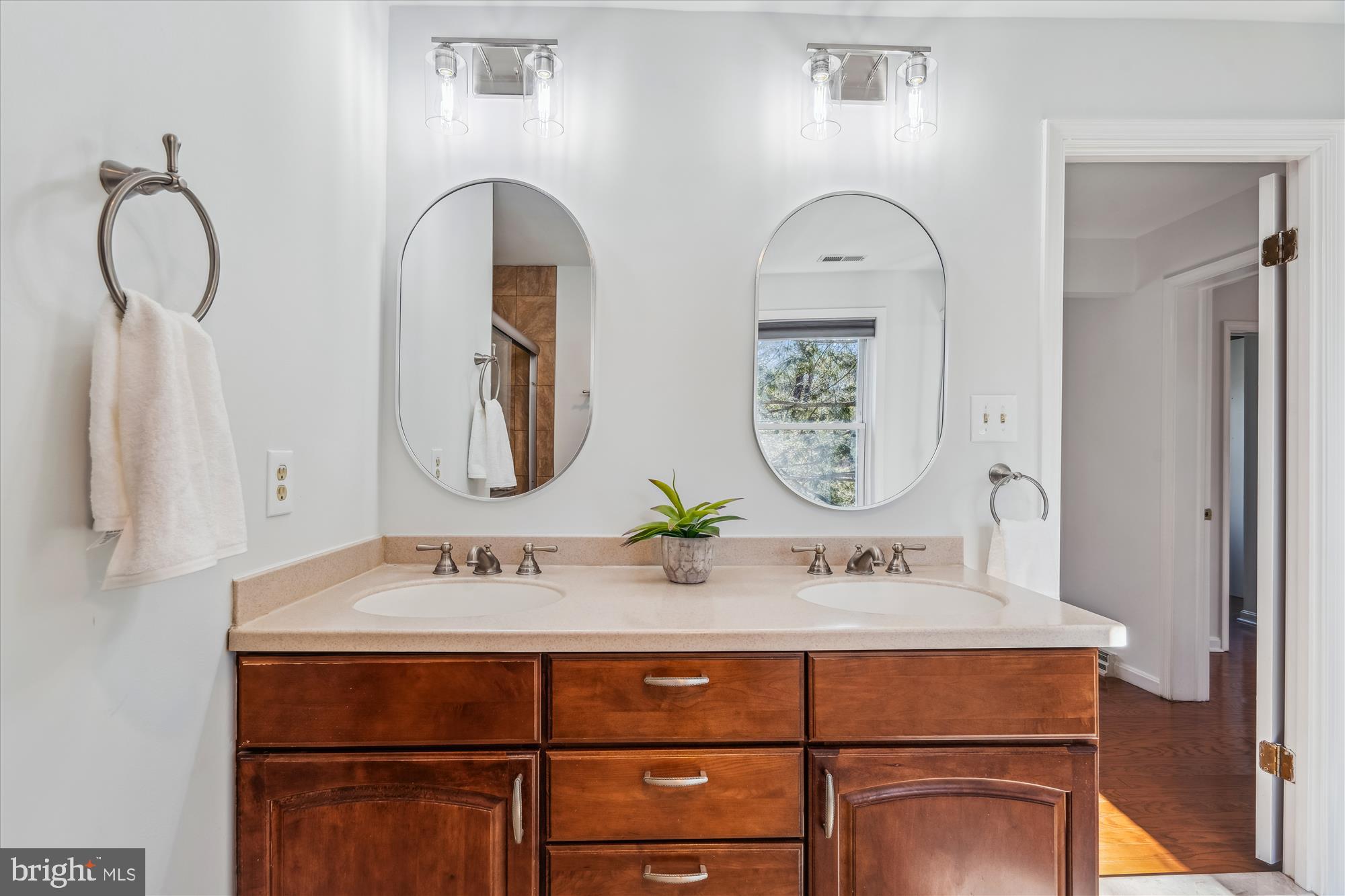 GWYNN ACRES - Residential