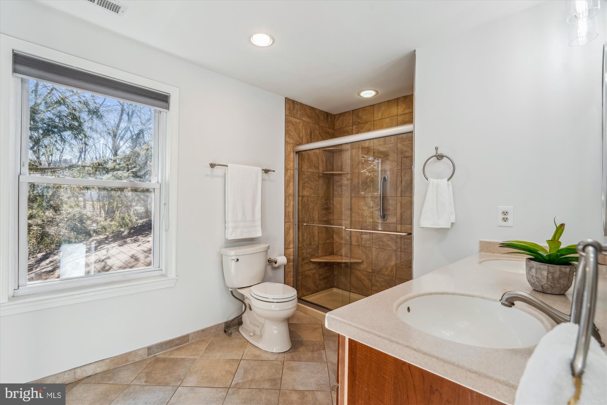 GWYNN ACRES - Residential
