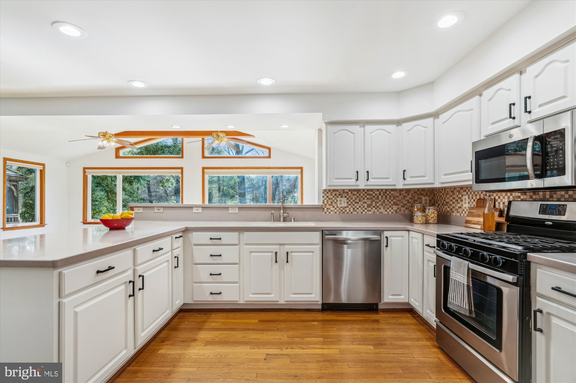 GWYNN ACRES - Residential