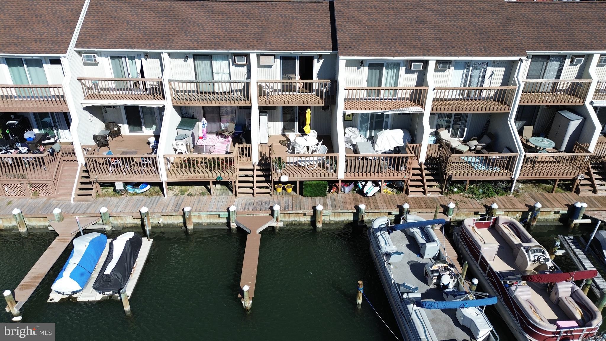 BAYSHORE ESTATES - Residential