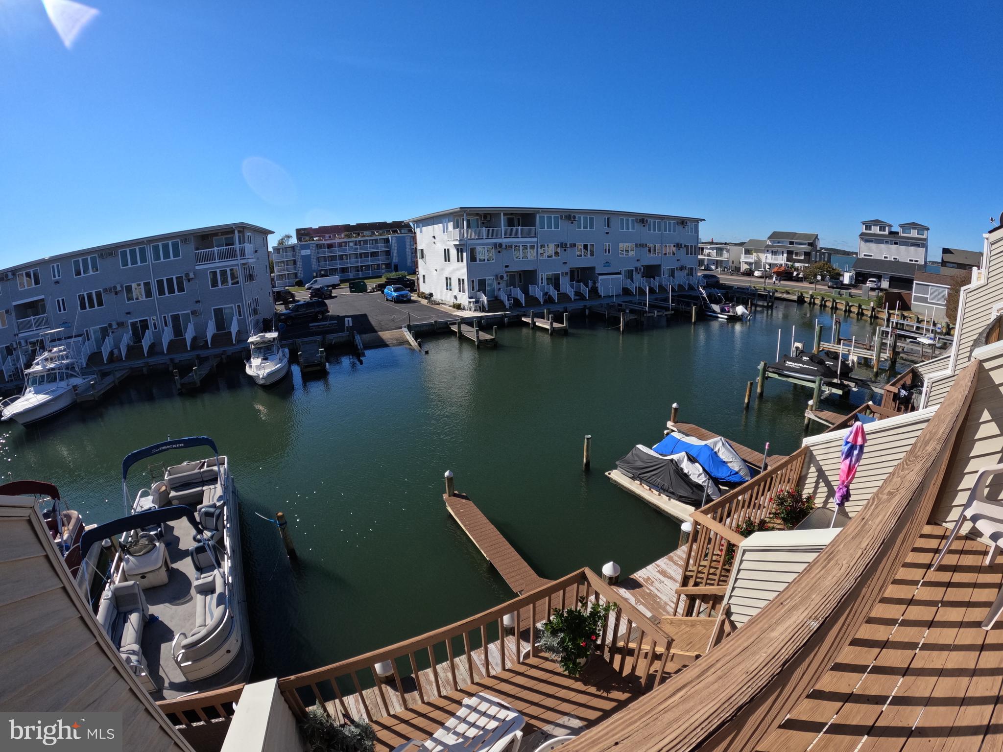 BAYSHORE ESTATES - Residential