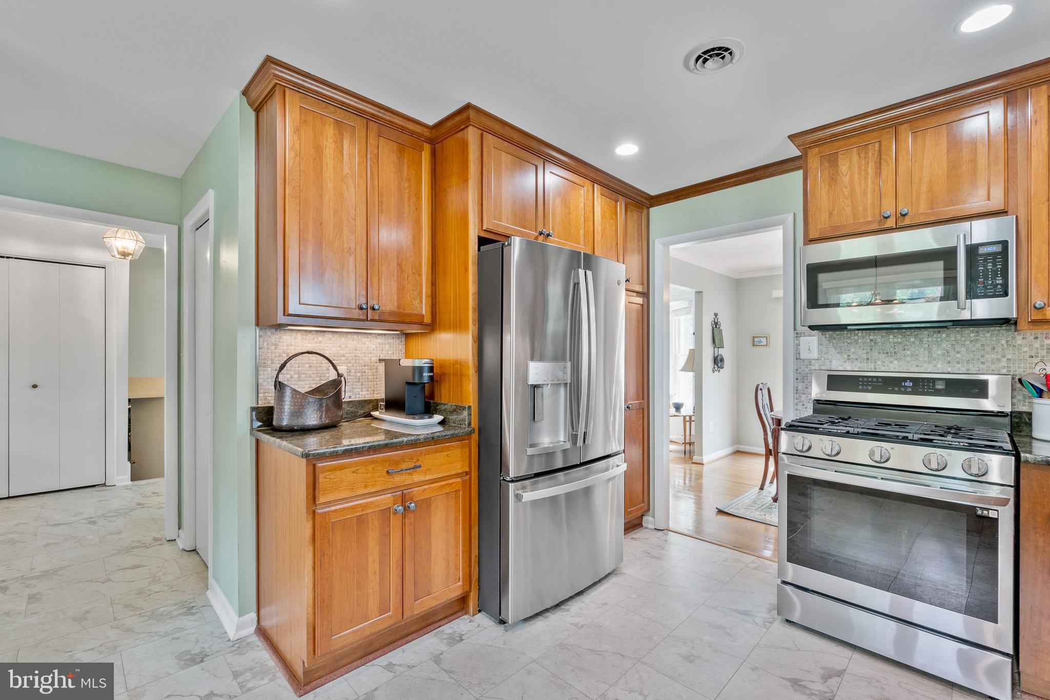 BROOKE MANOR ESTATES - Residential