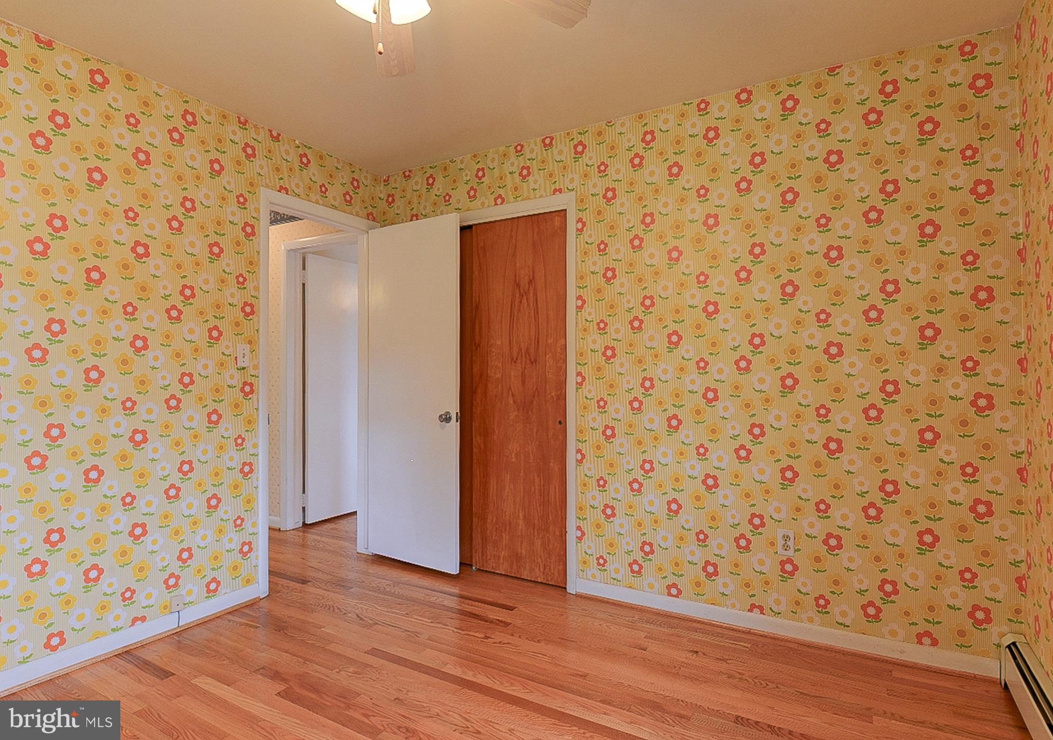 MAPLE CREST - Residential