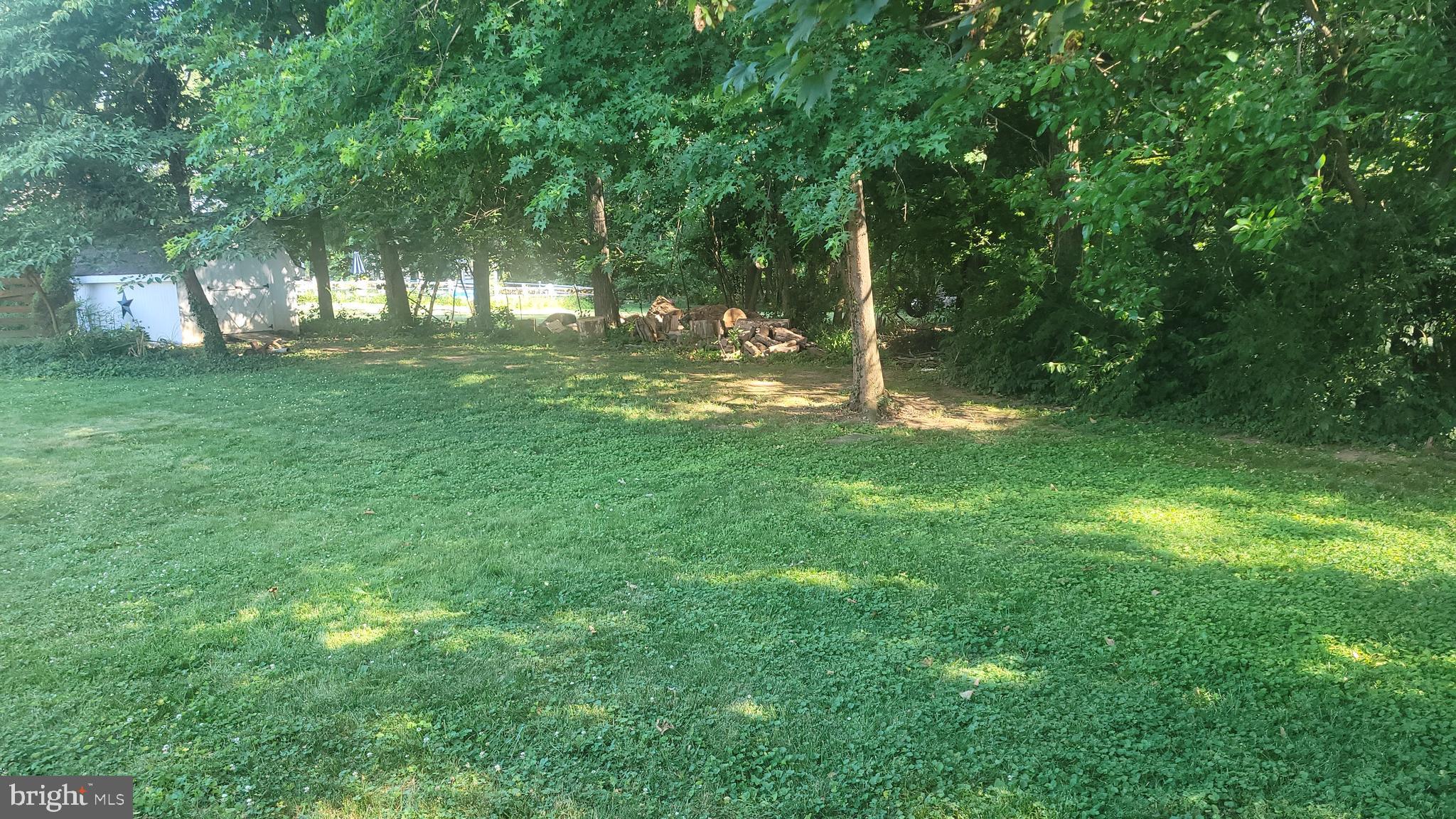 MAPLE CREST - Residential