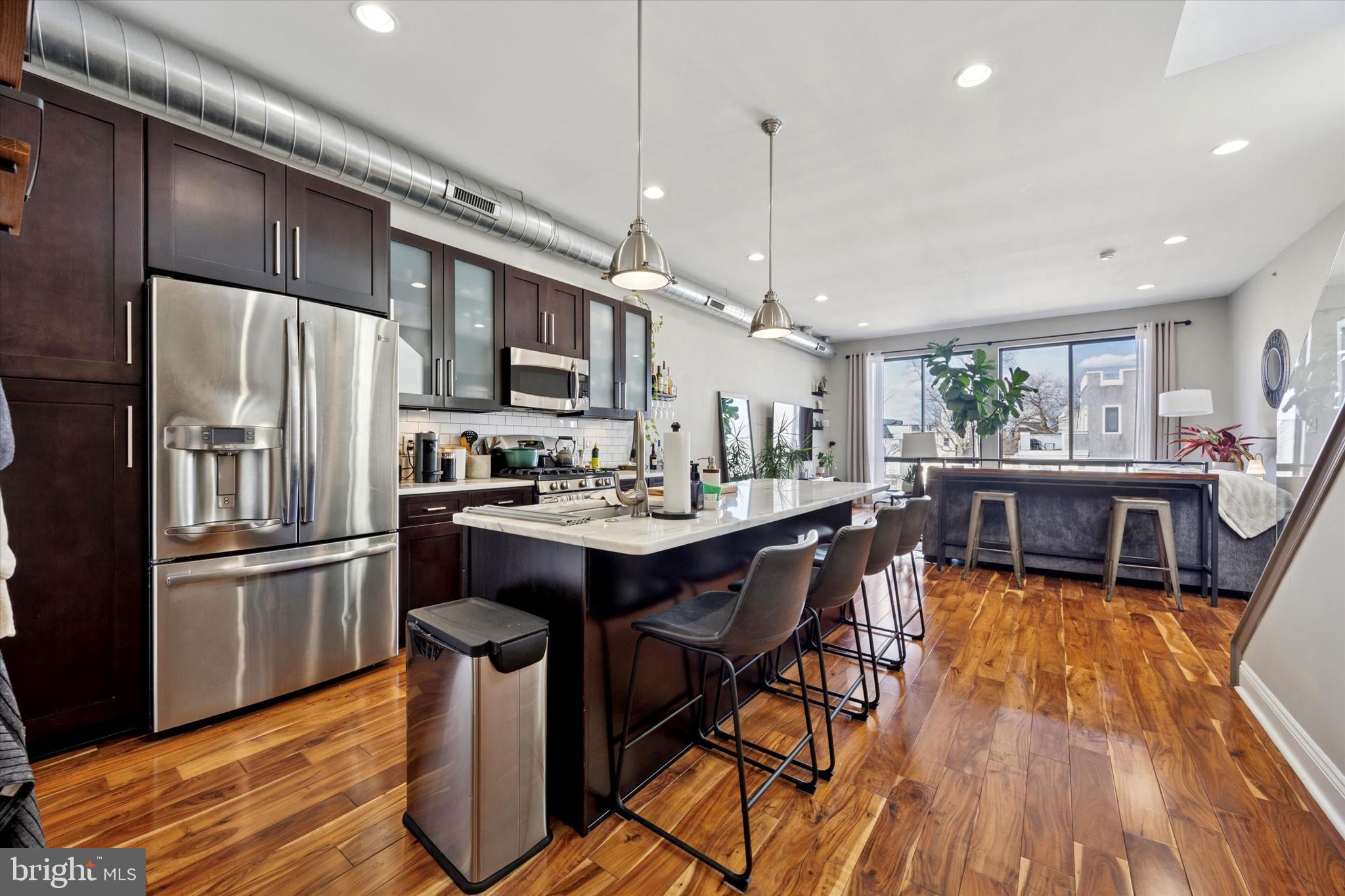 SPRING ARTS - Residential Lease
