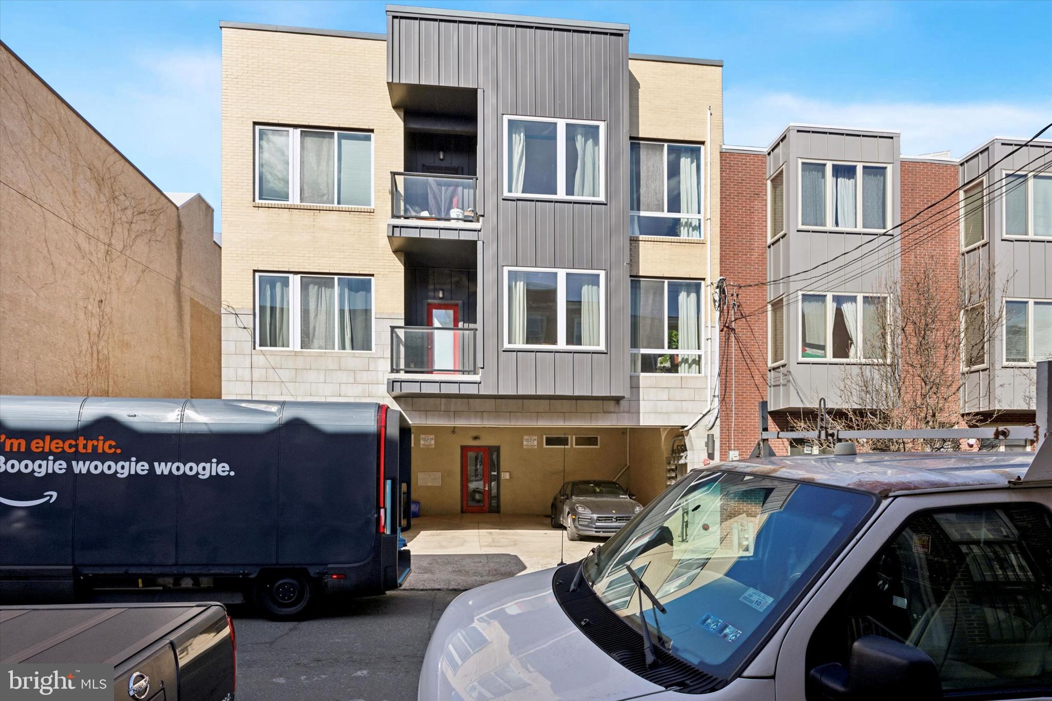 SPRING ARTS - Residential Lease