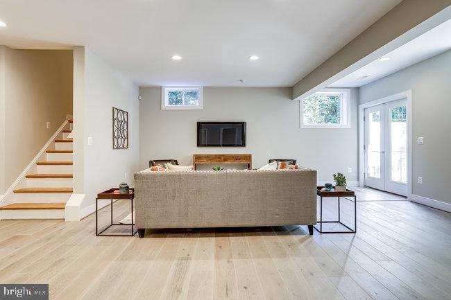 PIMMIT HILLS - Residential