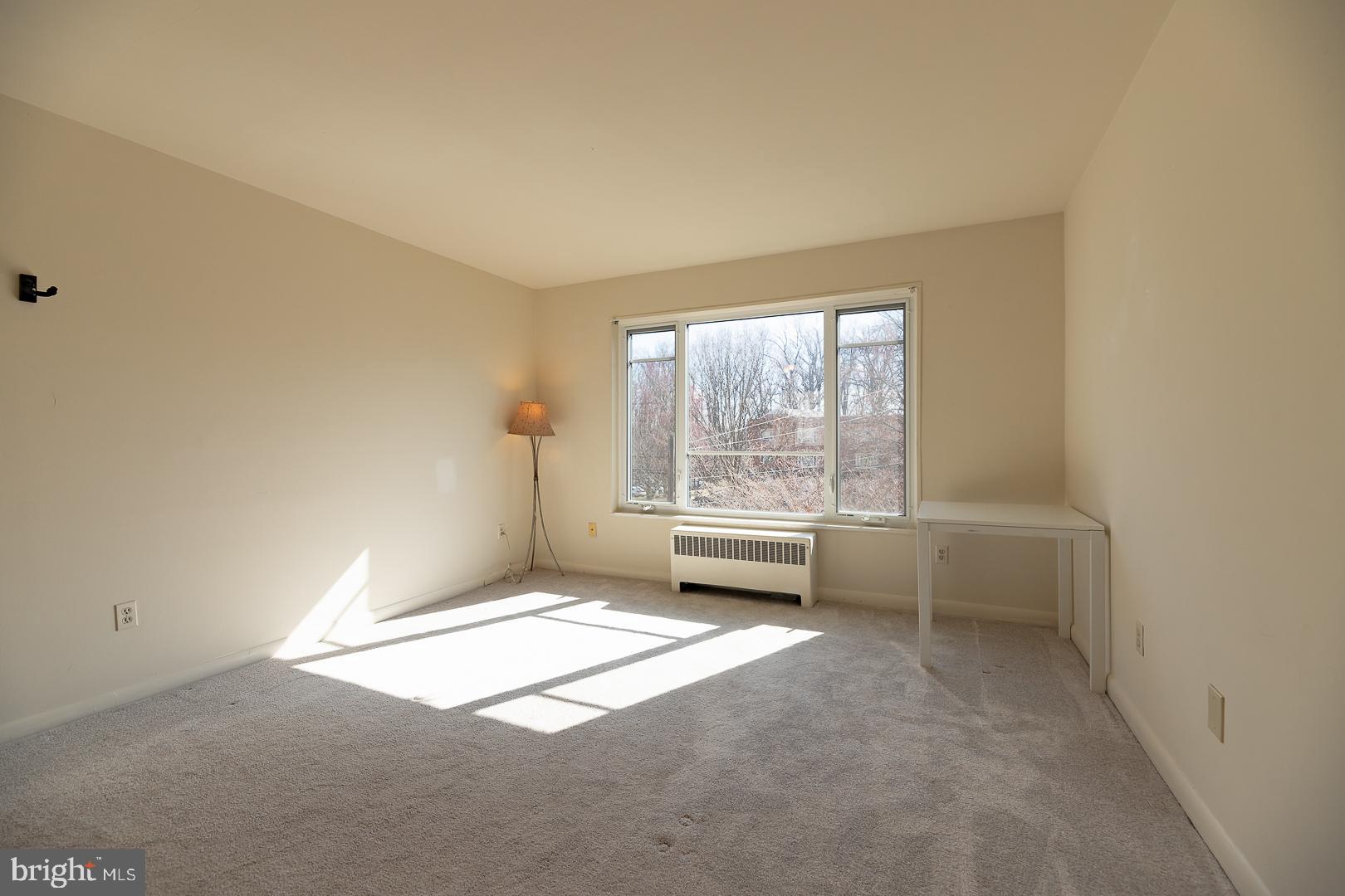 PARKSIDE CONDOMINIUMS - Residential Lease