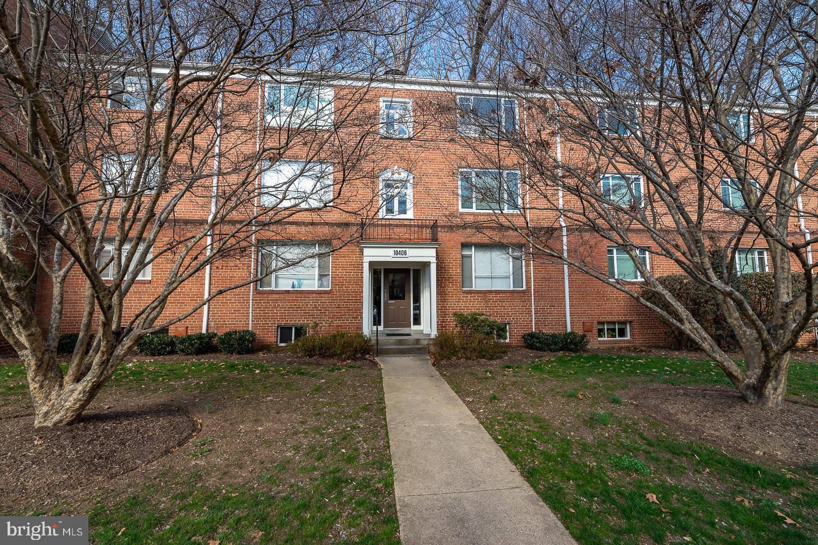 PARKSIDE CONDOMINIUMS - Residential Lease