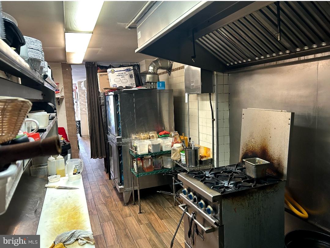 RHAWNHURST - Commercial Sale