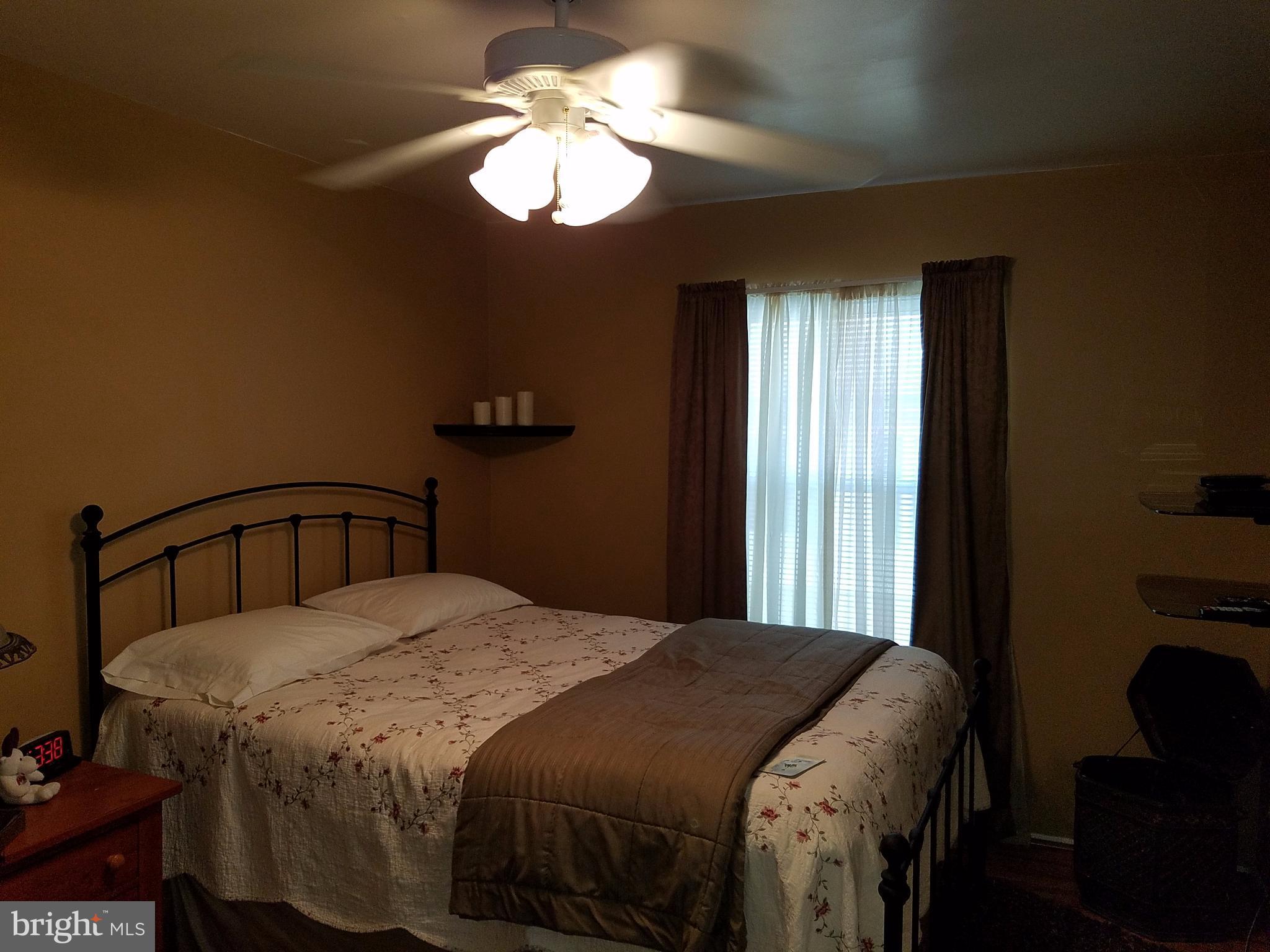 HERITAGE SQUARE - Residential