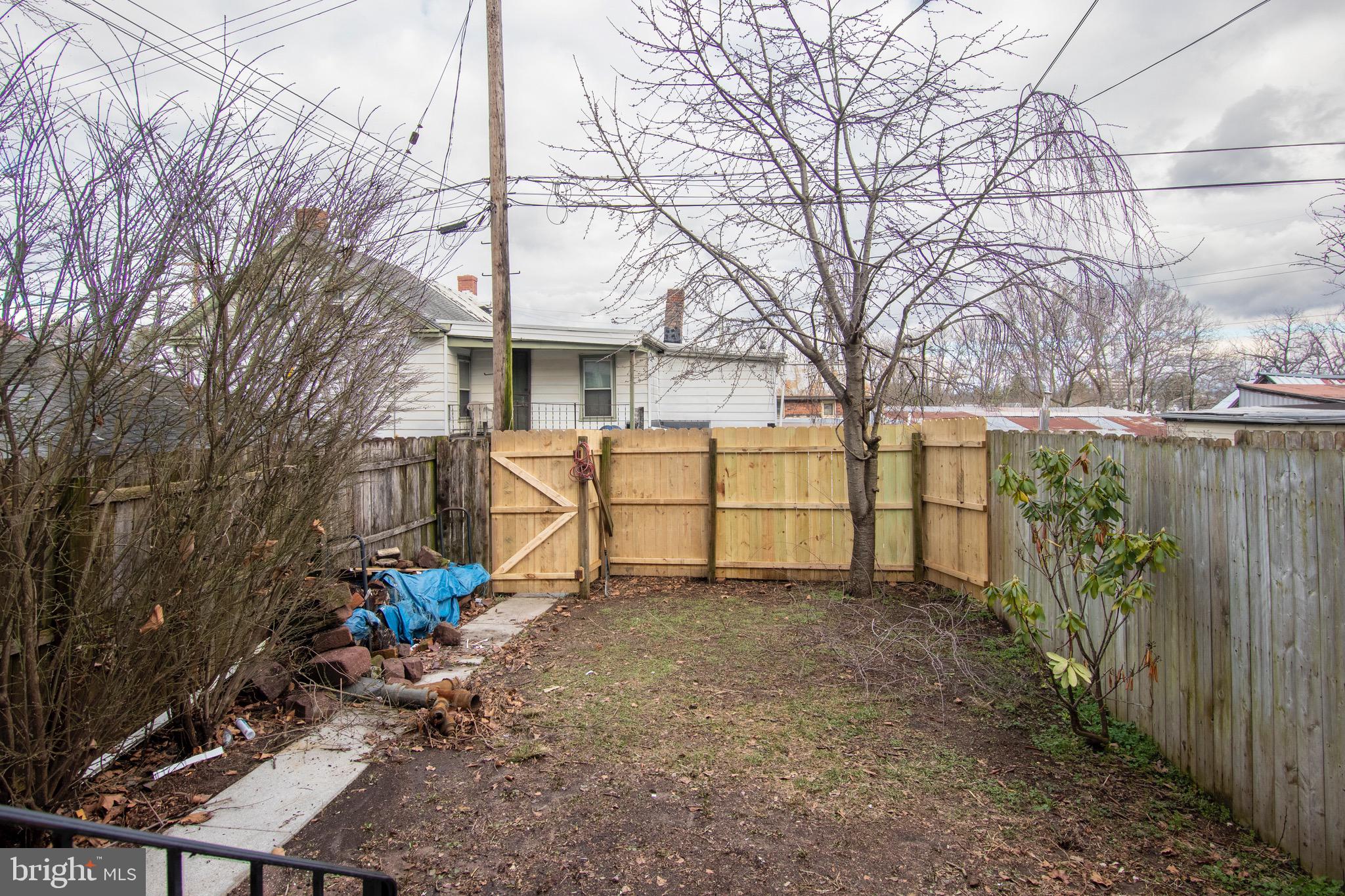 SOUTH 12TH ST AREA - Residential