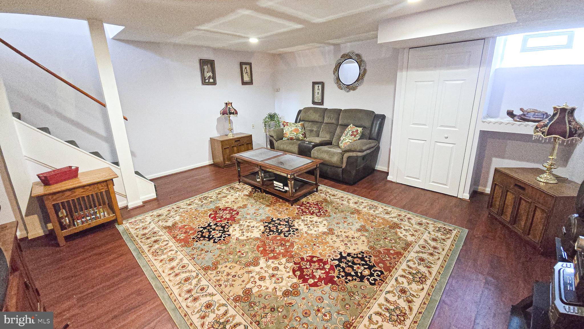 COUNTRY RIDGE - Residential
