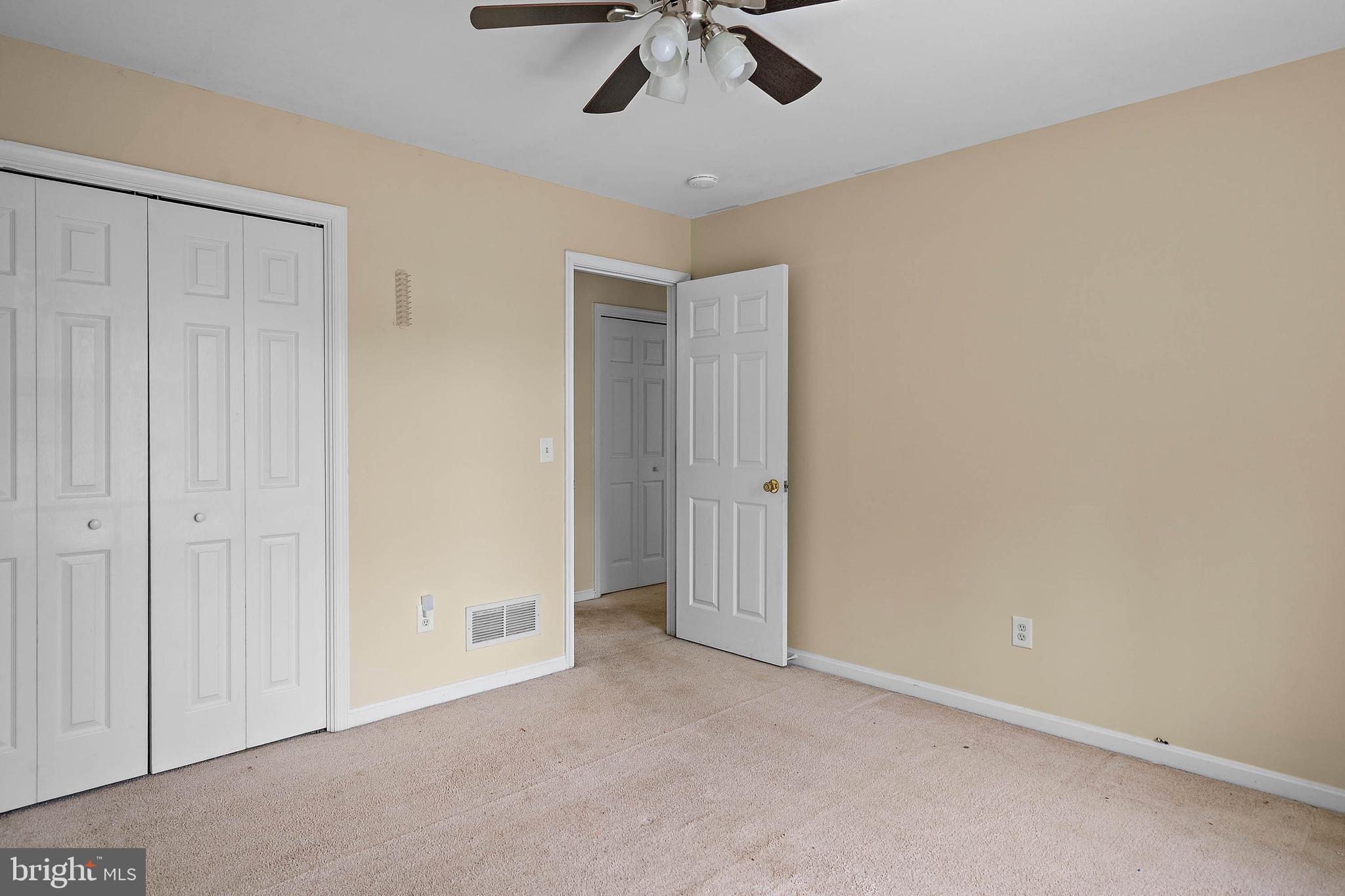 WOODFIELD - Residential