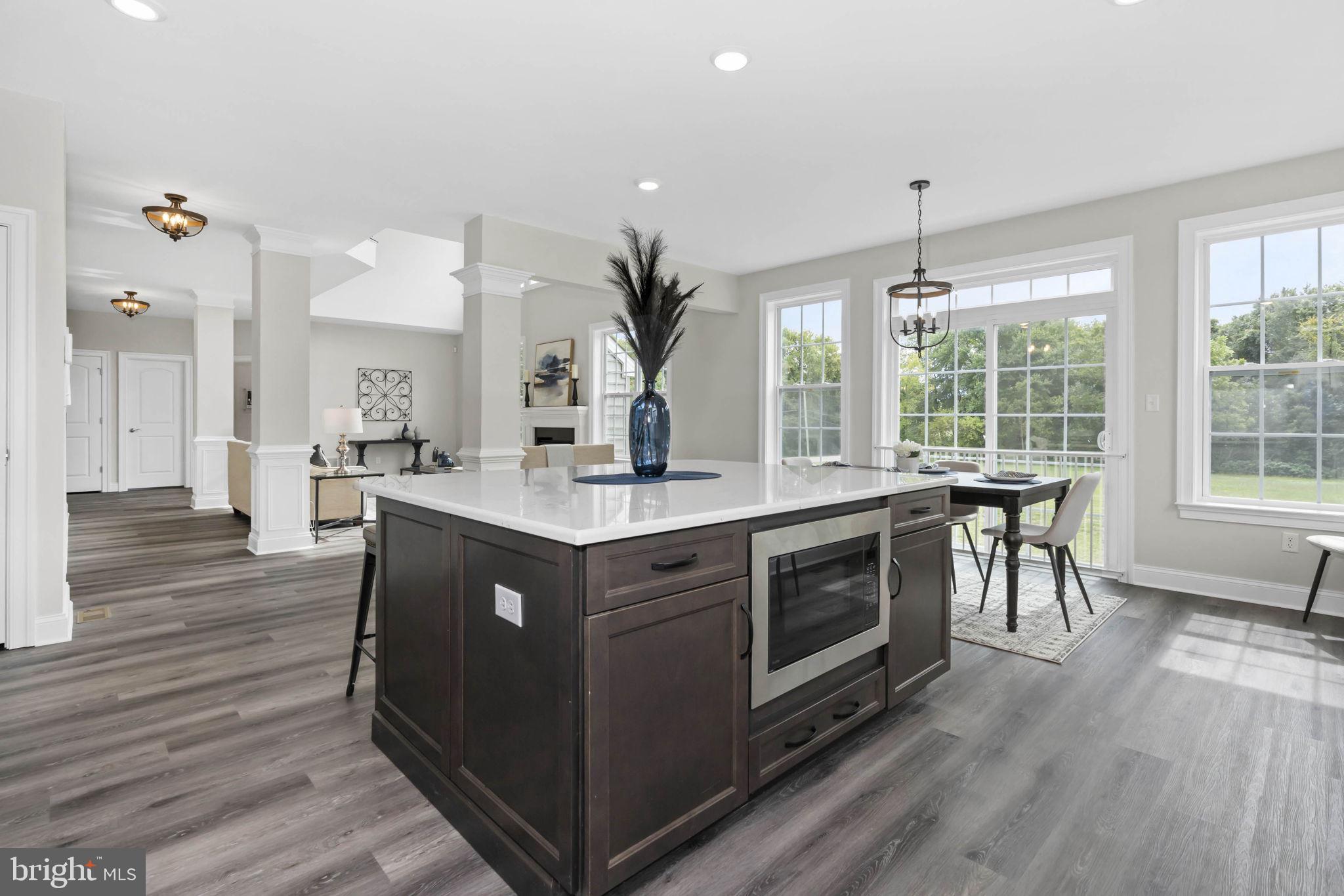 HIDDEN BROOK - Residential