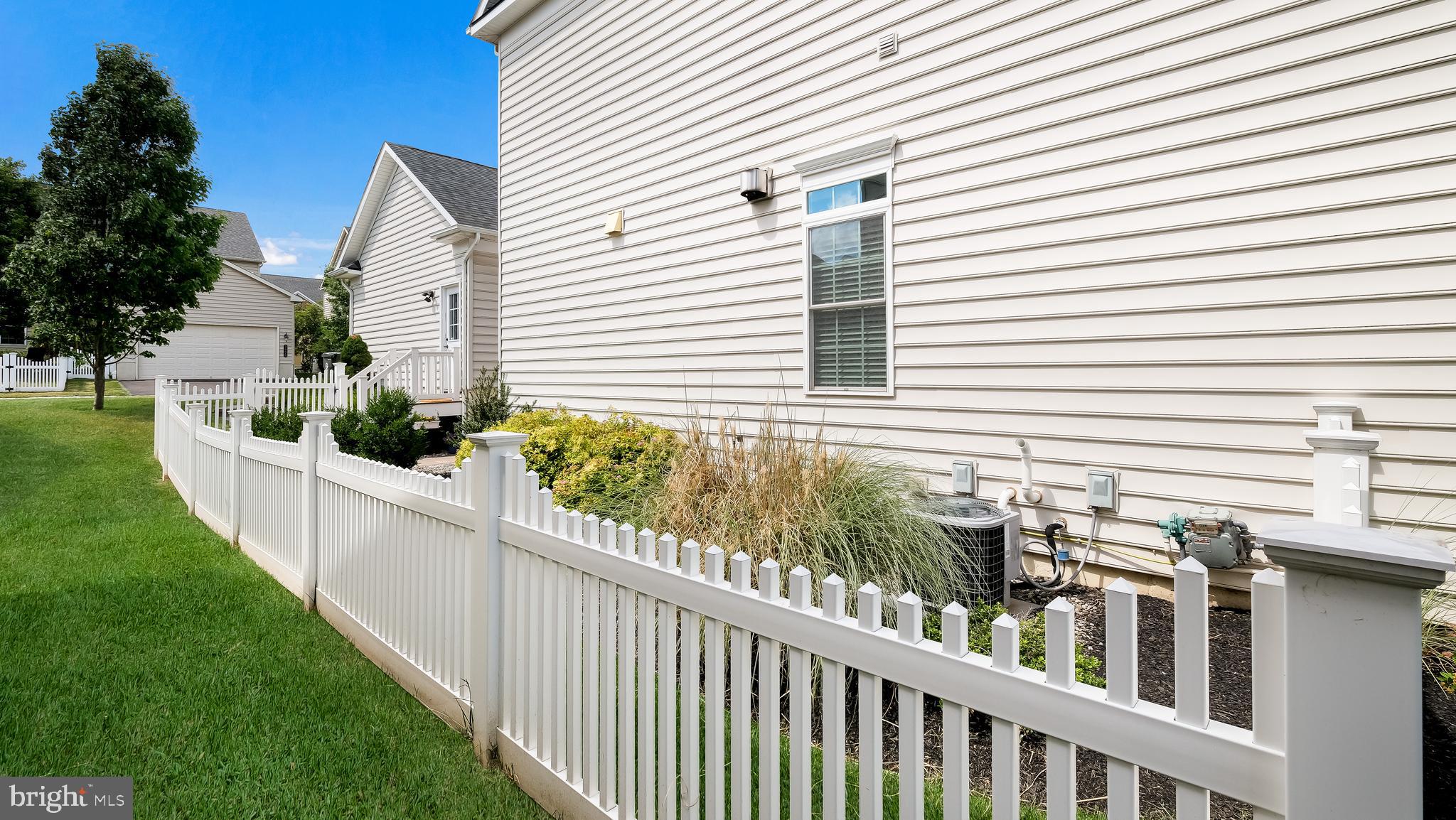 CARRIAGE HILL - Residential