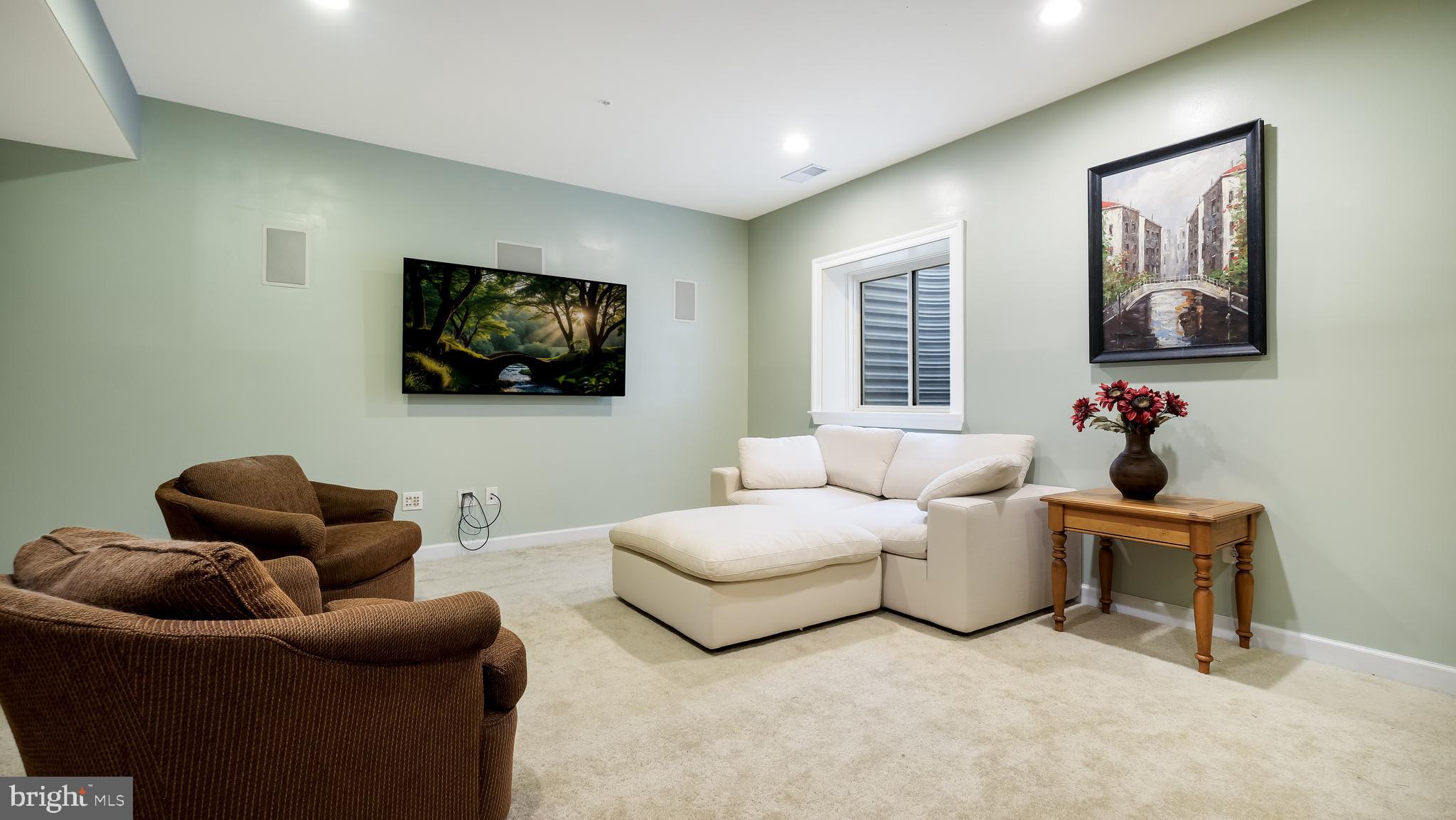 CARRIAGE HILL - Residential