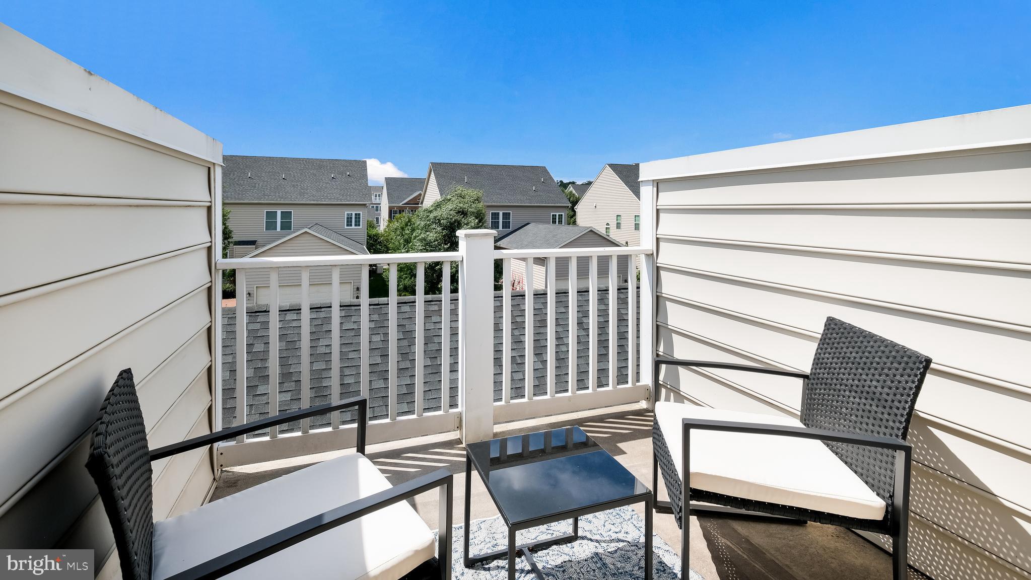 CARRIAGE HILL - Residential