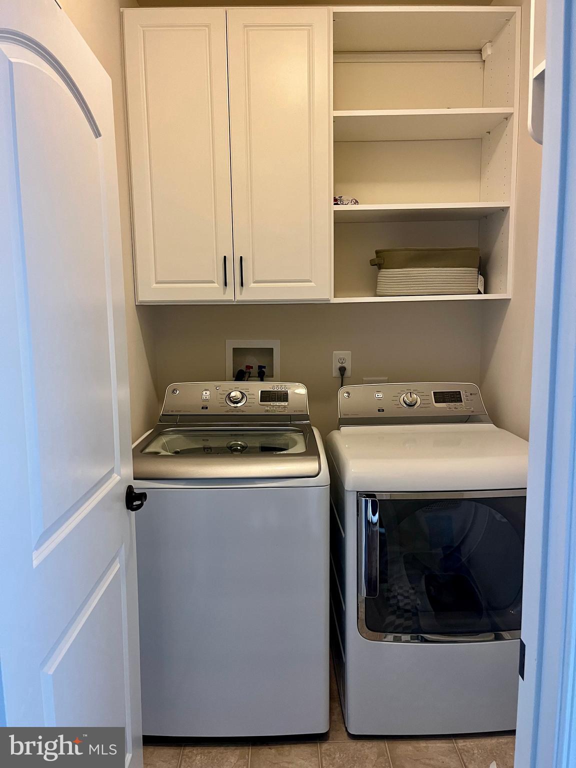 CARRIAGE HILL - Residential