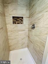 FUNKSTOWN - Residential Lease