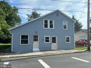 FUNKSTOWN - Residential Lease
