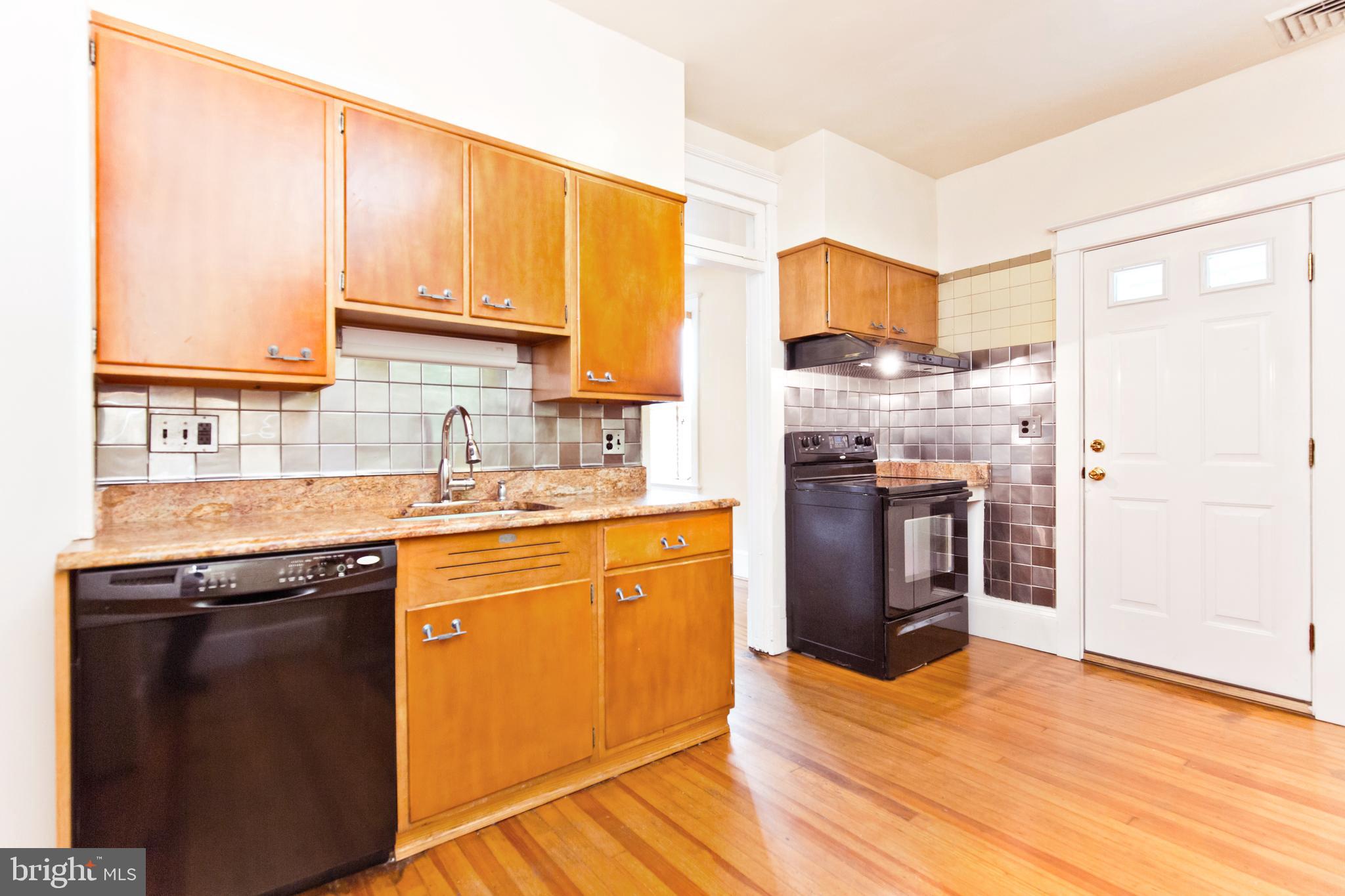 LEE HEIGHTS - Residential Lease