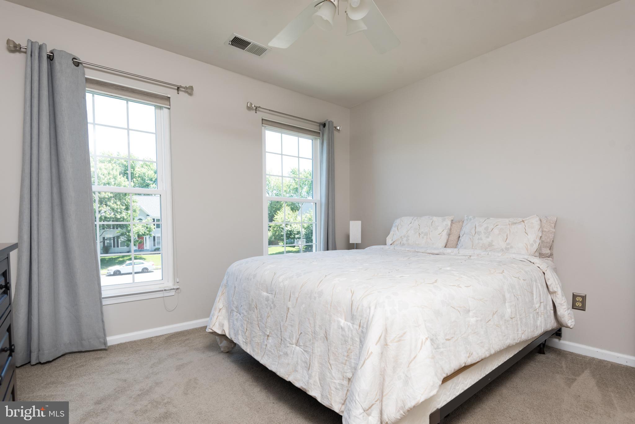 PAXTON - Residential