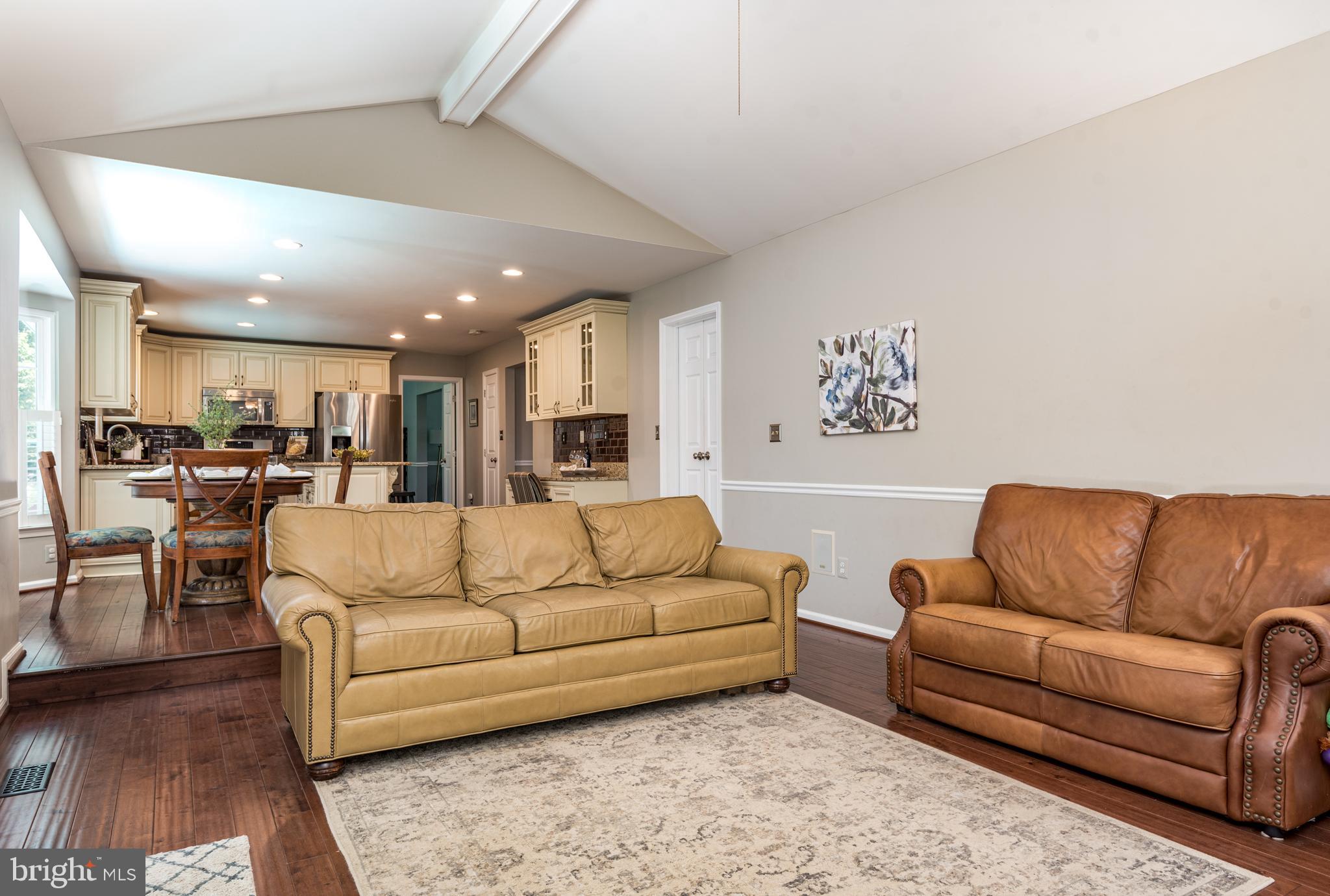 PAXTON - Residential