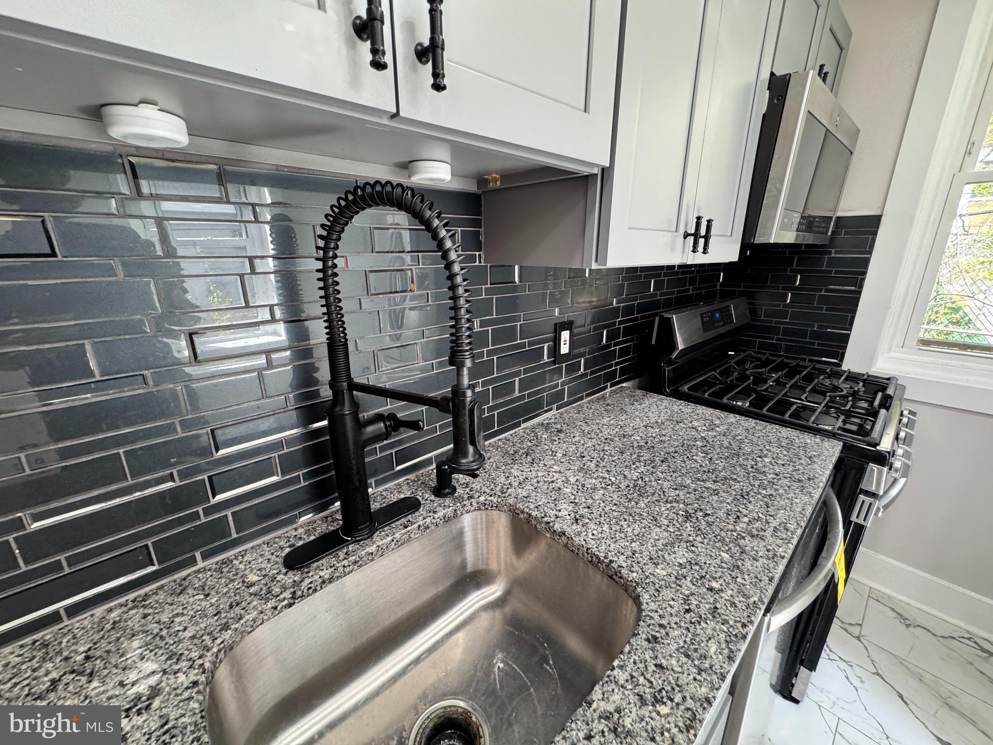 PHILADELPHIA (WEST) - Residential
