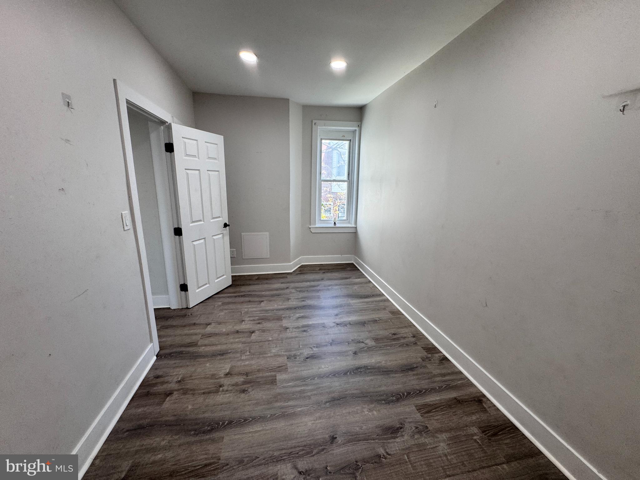 PHILADELPHIA (WEST) - Residential