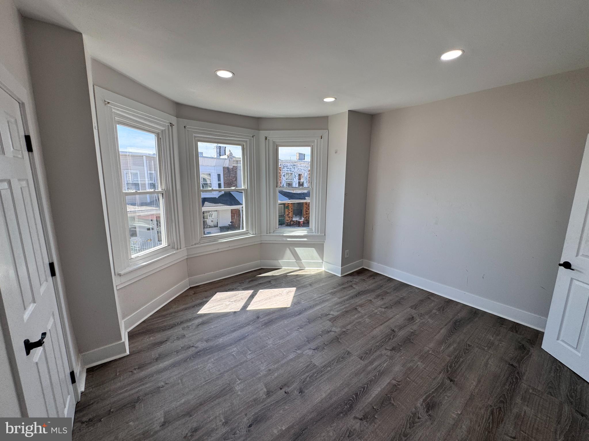 PHILADELPHIA (WEST) - Residential