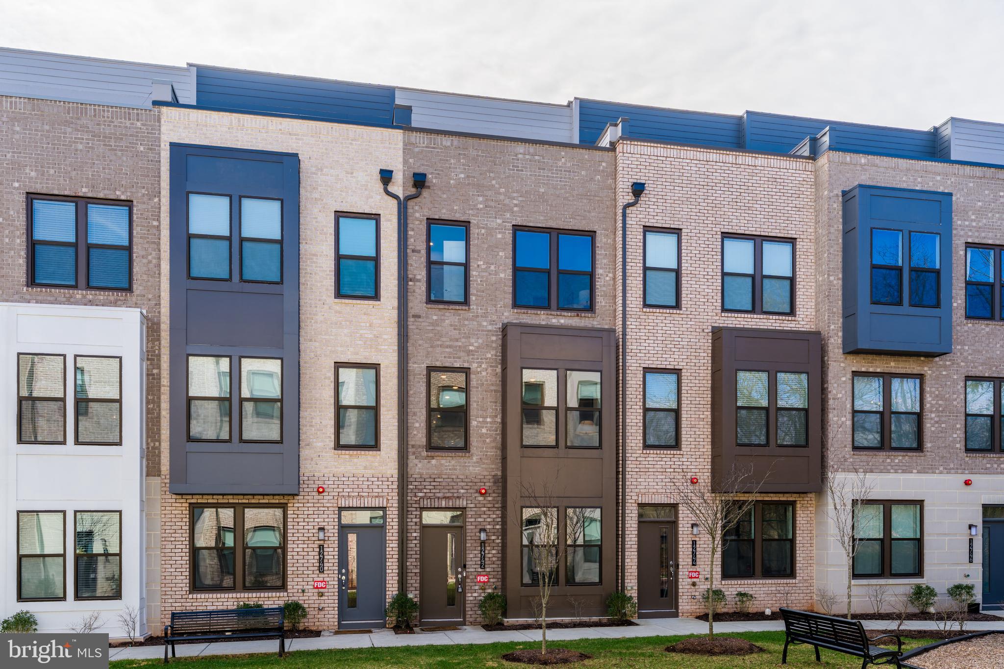 RESTON ARBORETUM - Residential