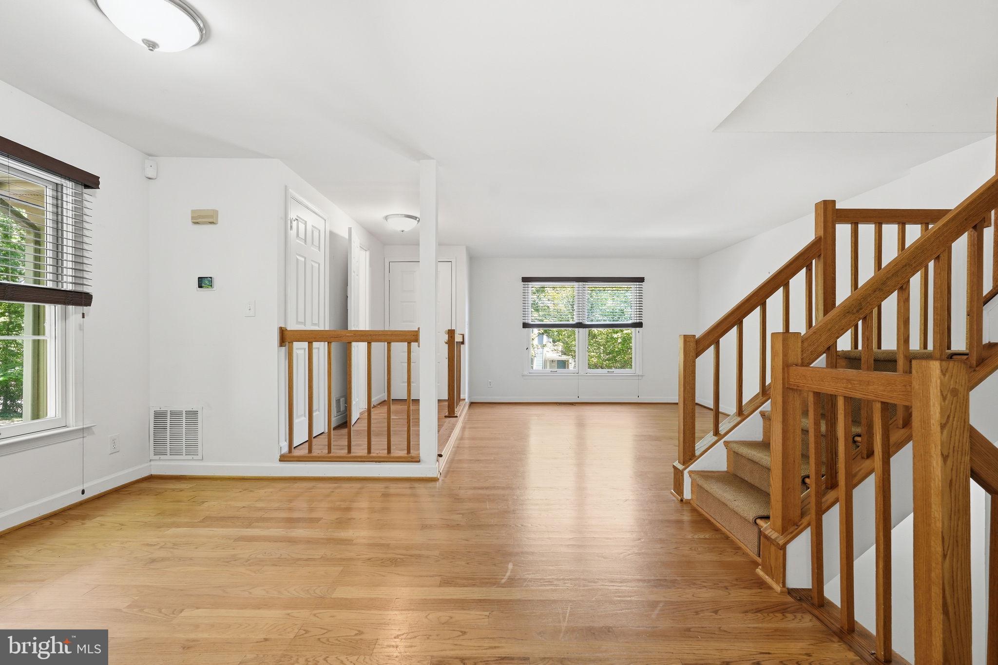 RESTON - Residential