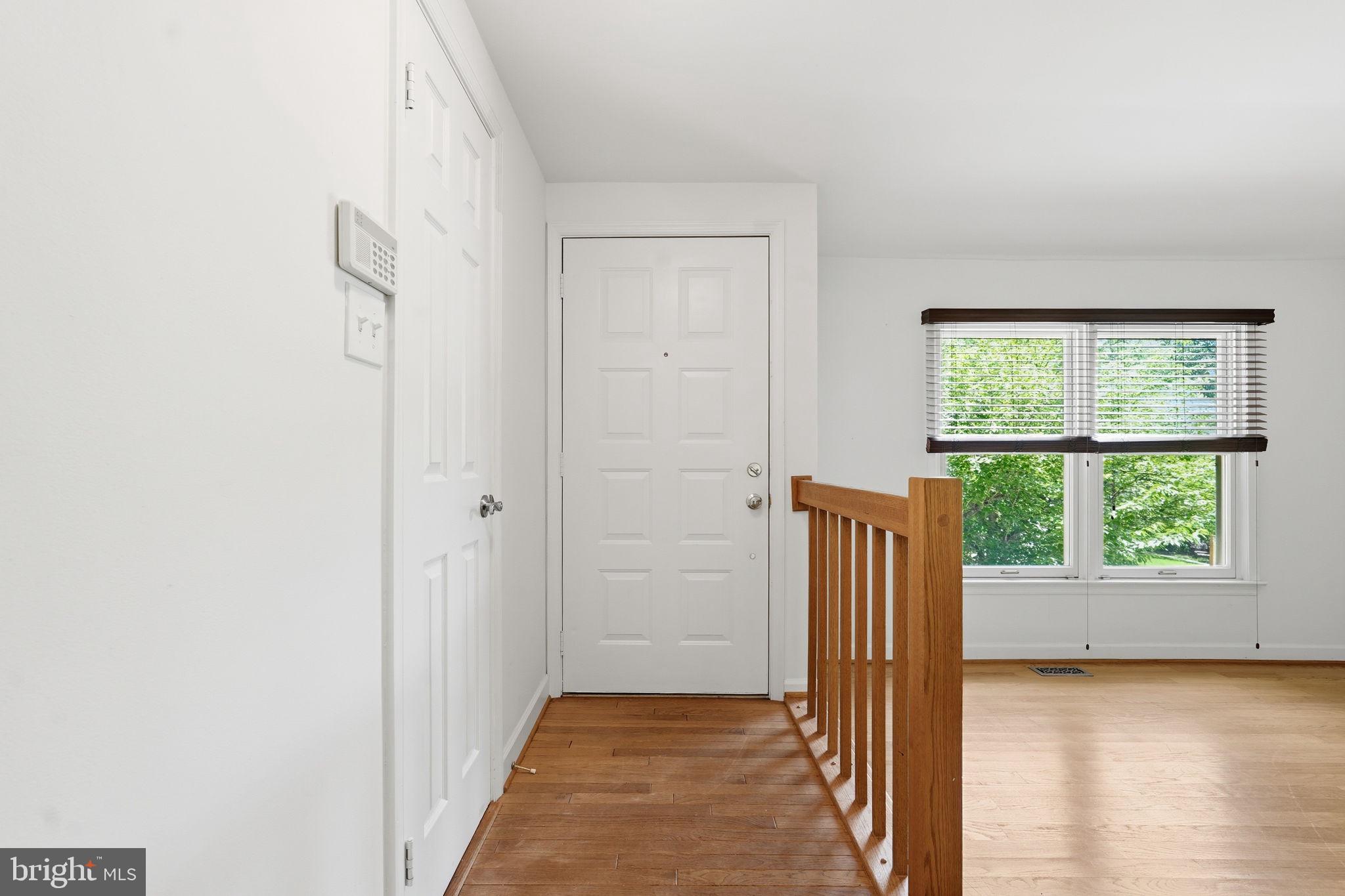 RESTON - Residential