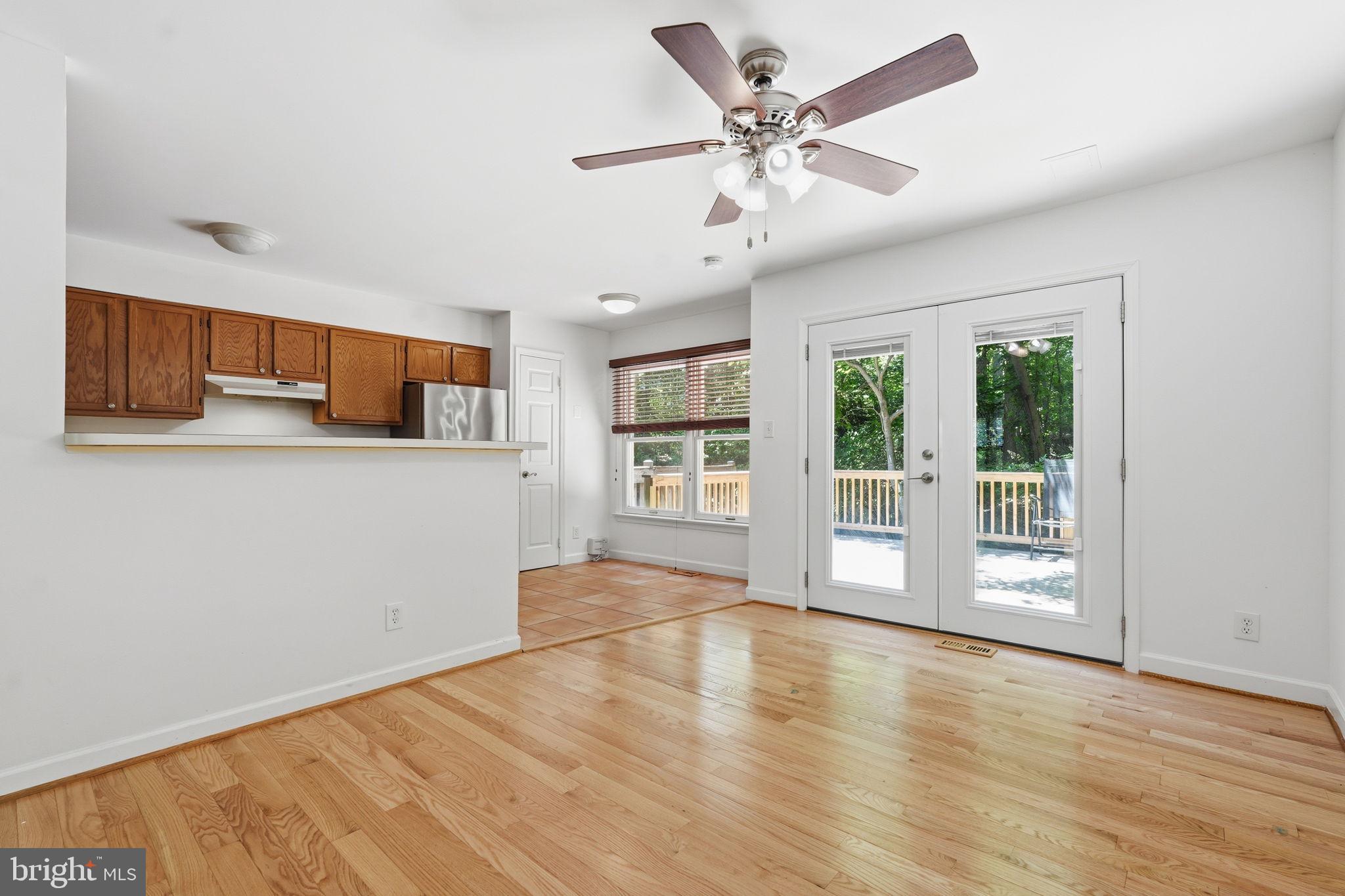 RESTON - Residential