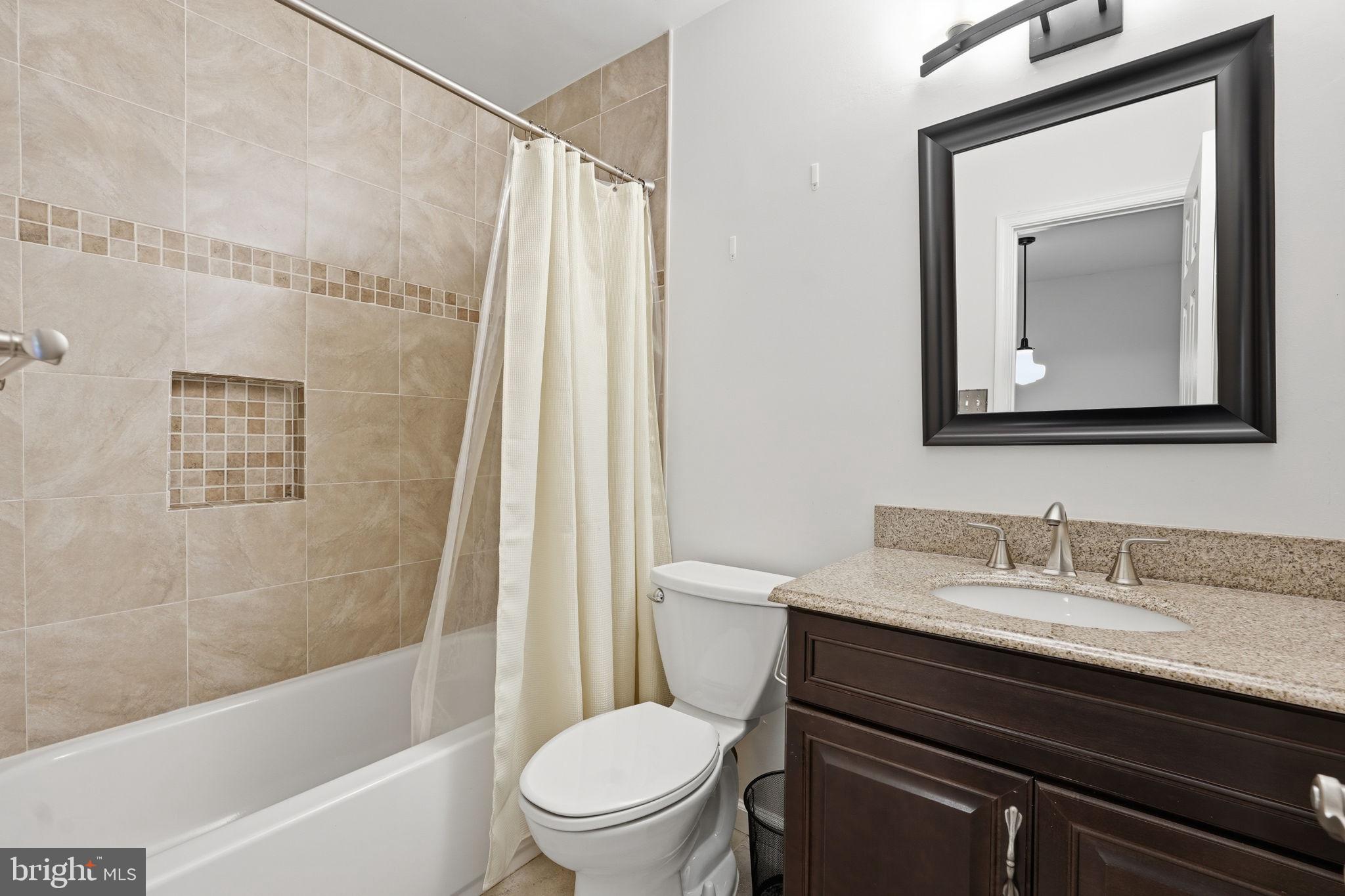 RESTON - Residential
