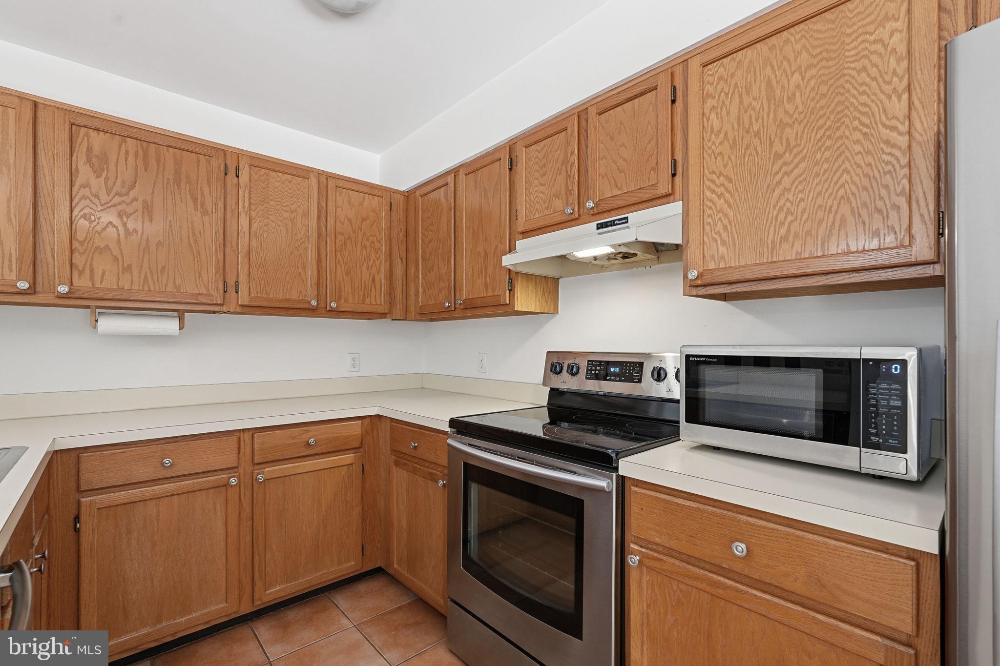RESTON - Residential