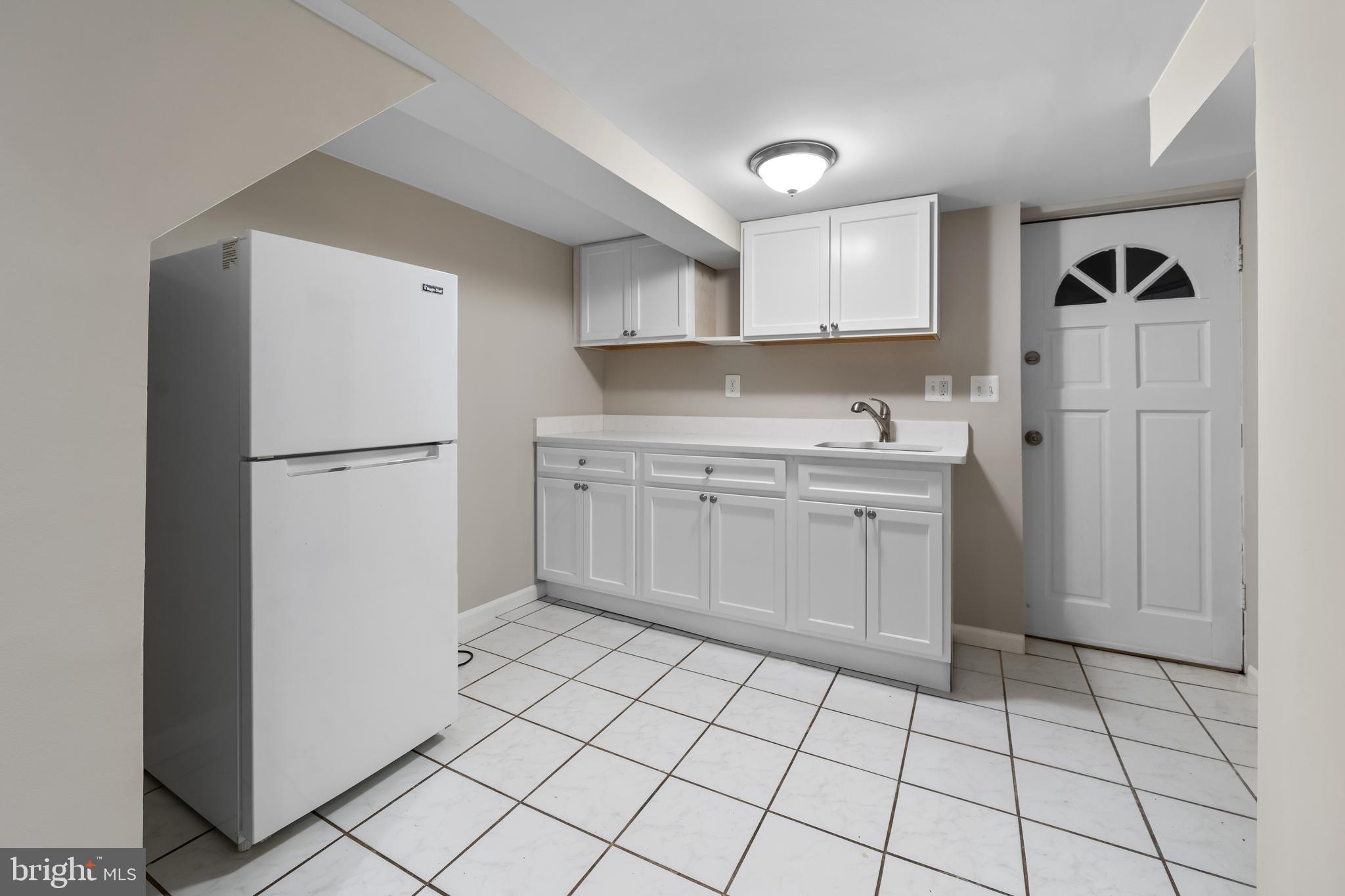 NEW HAMPSHIRE ESTATES - Residential