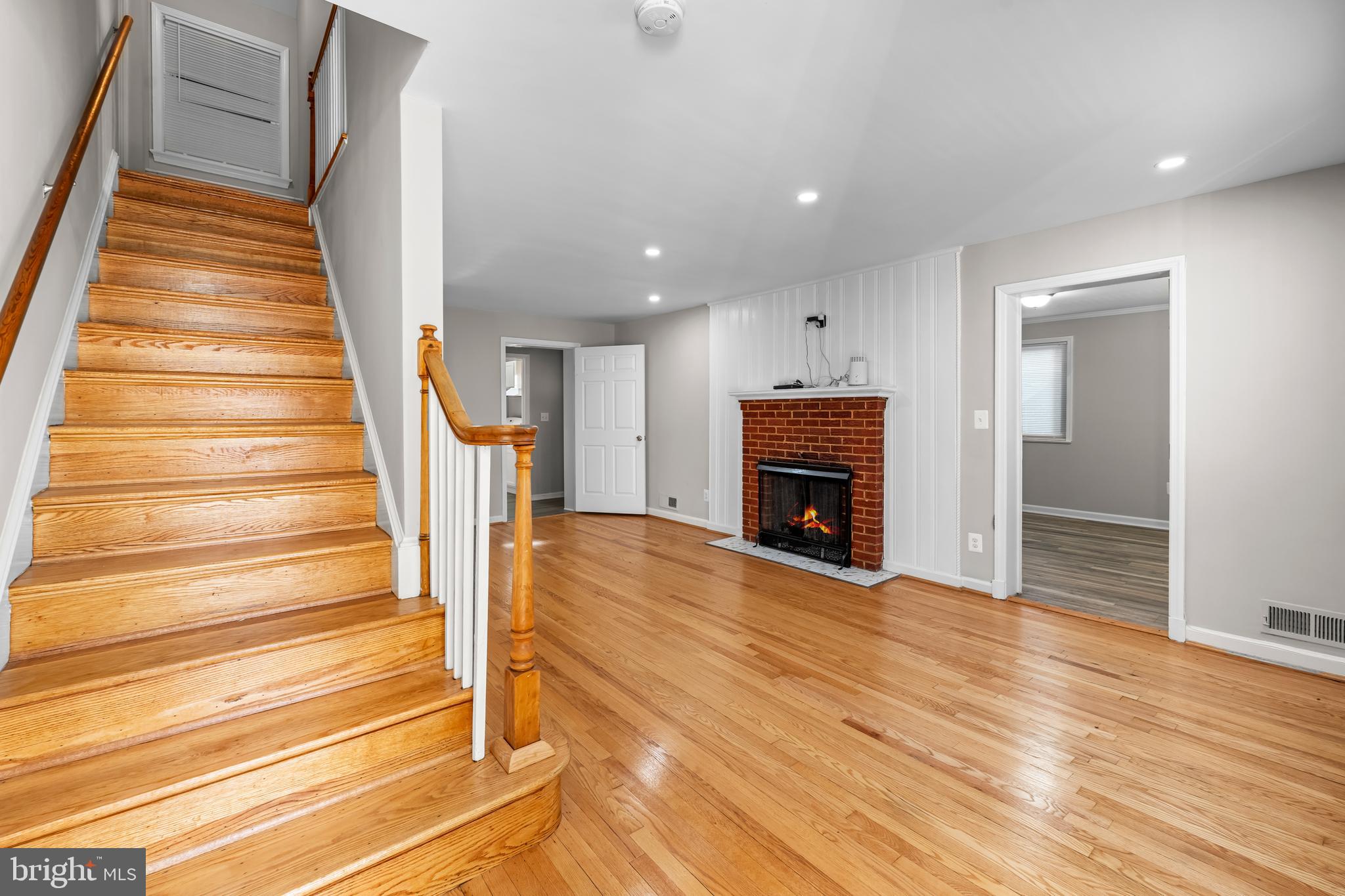 NEW HAMPSHIRE ESTATES - Residential