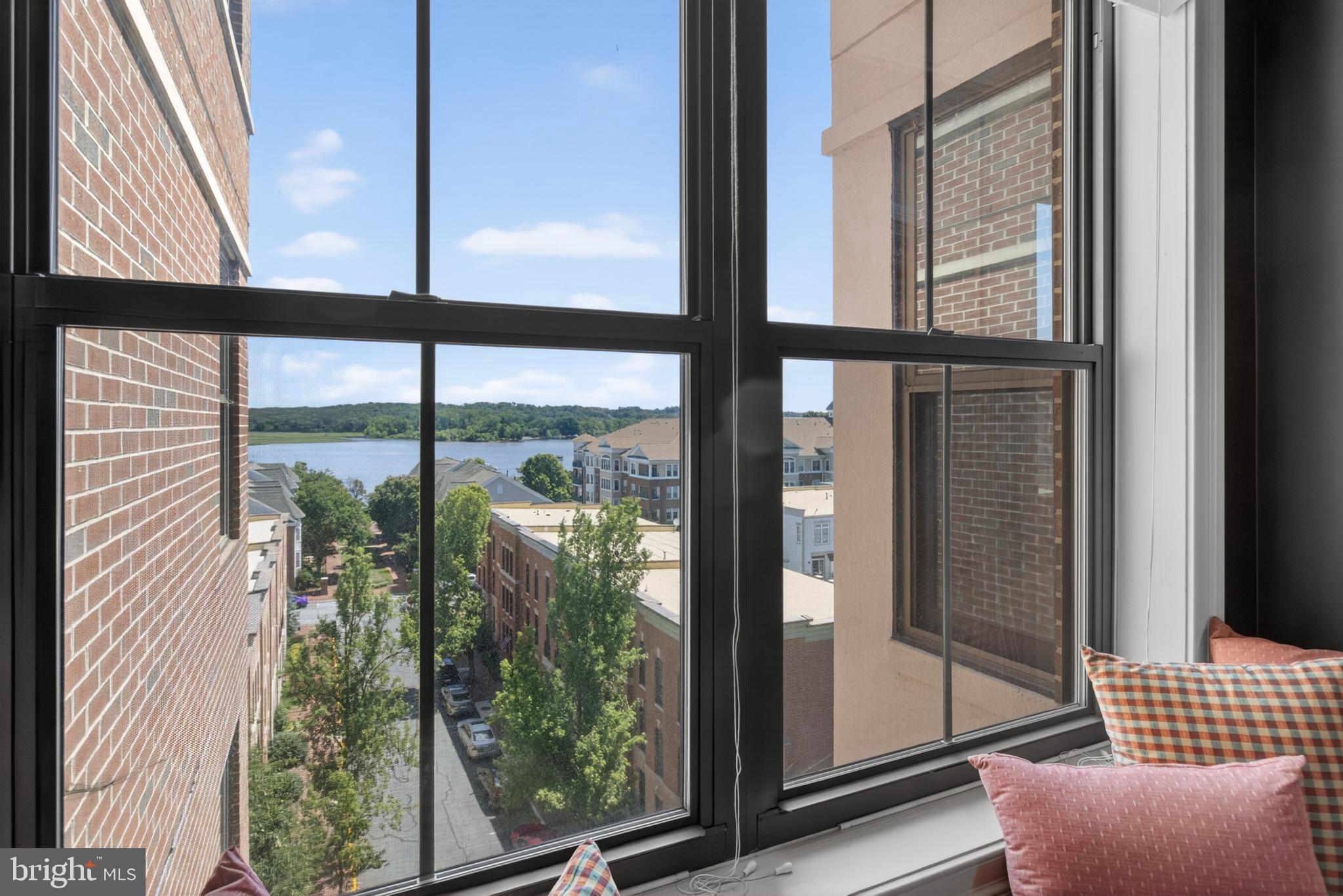 HARBOR VIEW - Residential