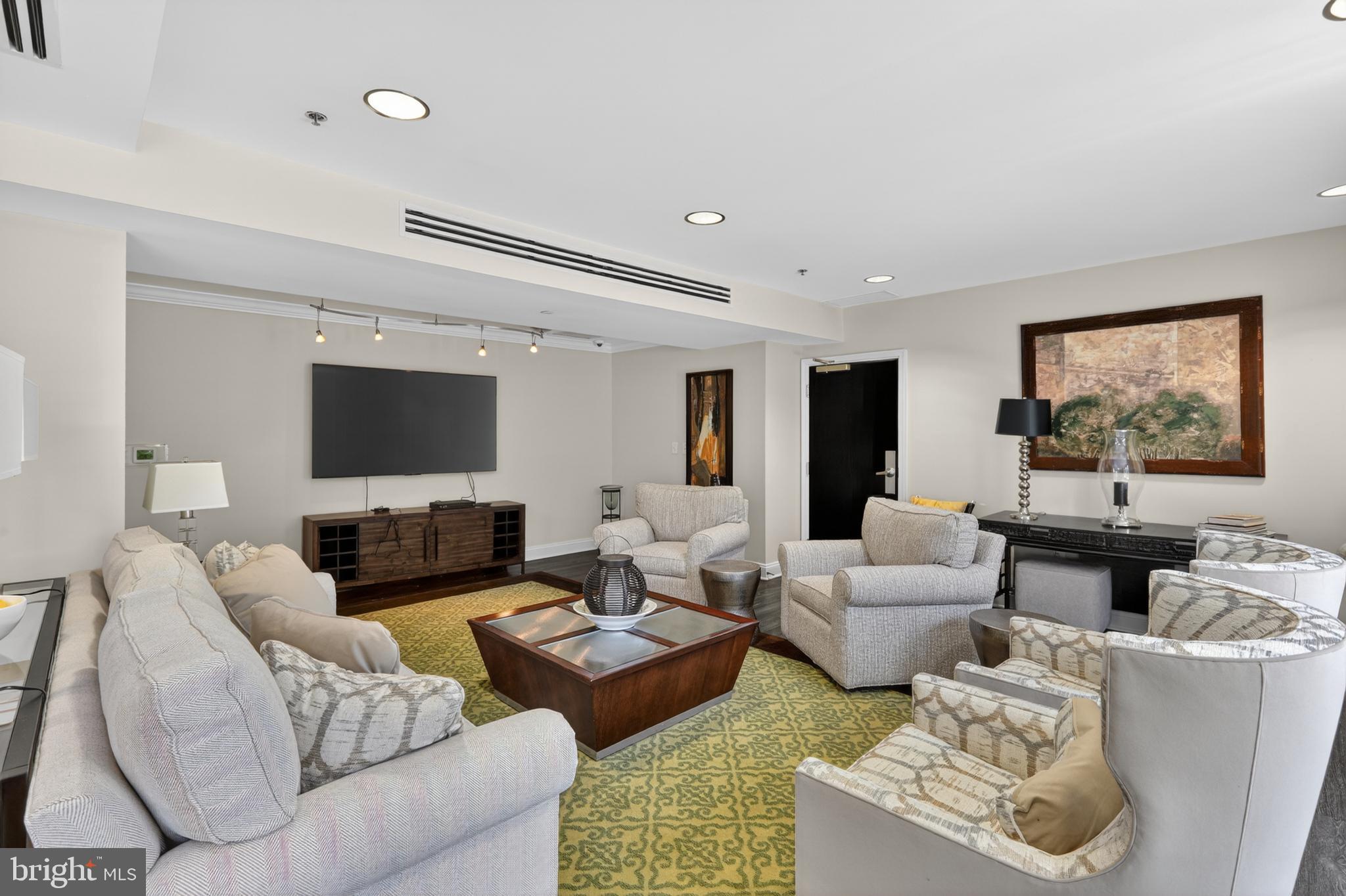 HARBOR VIEW - Residential