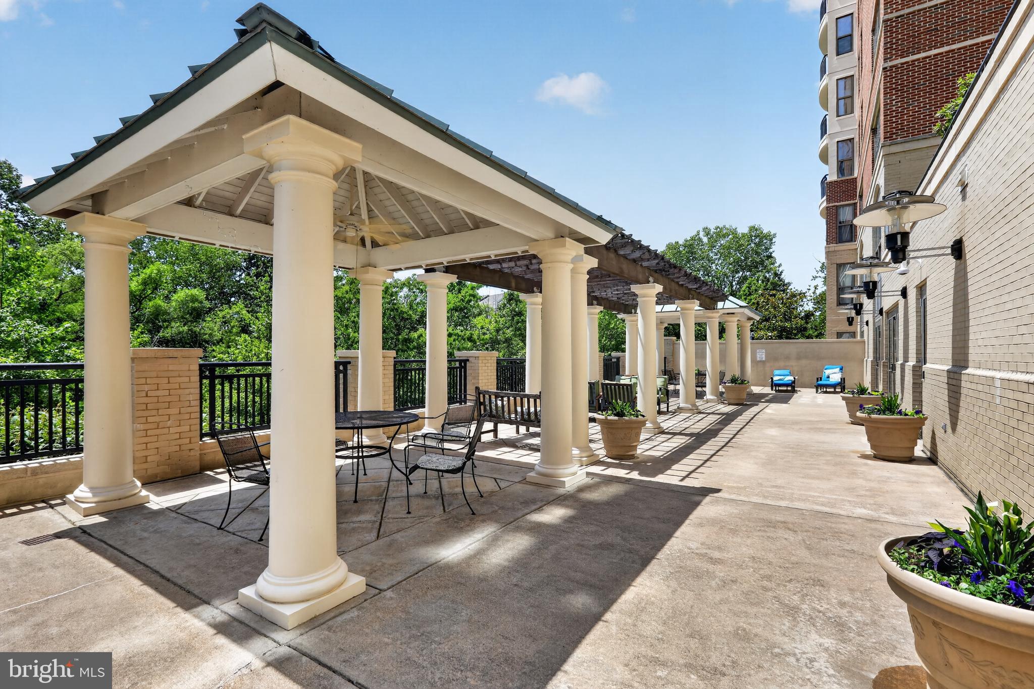 HARBOR VIEW - Residential