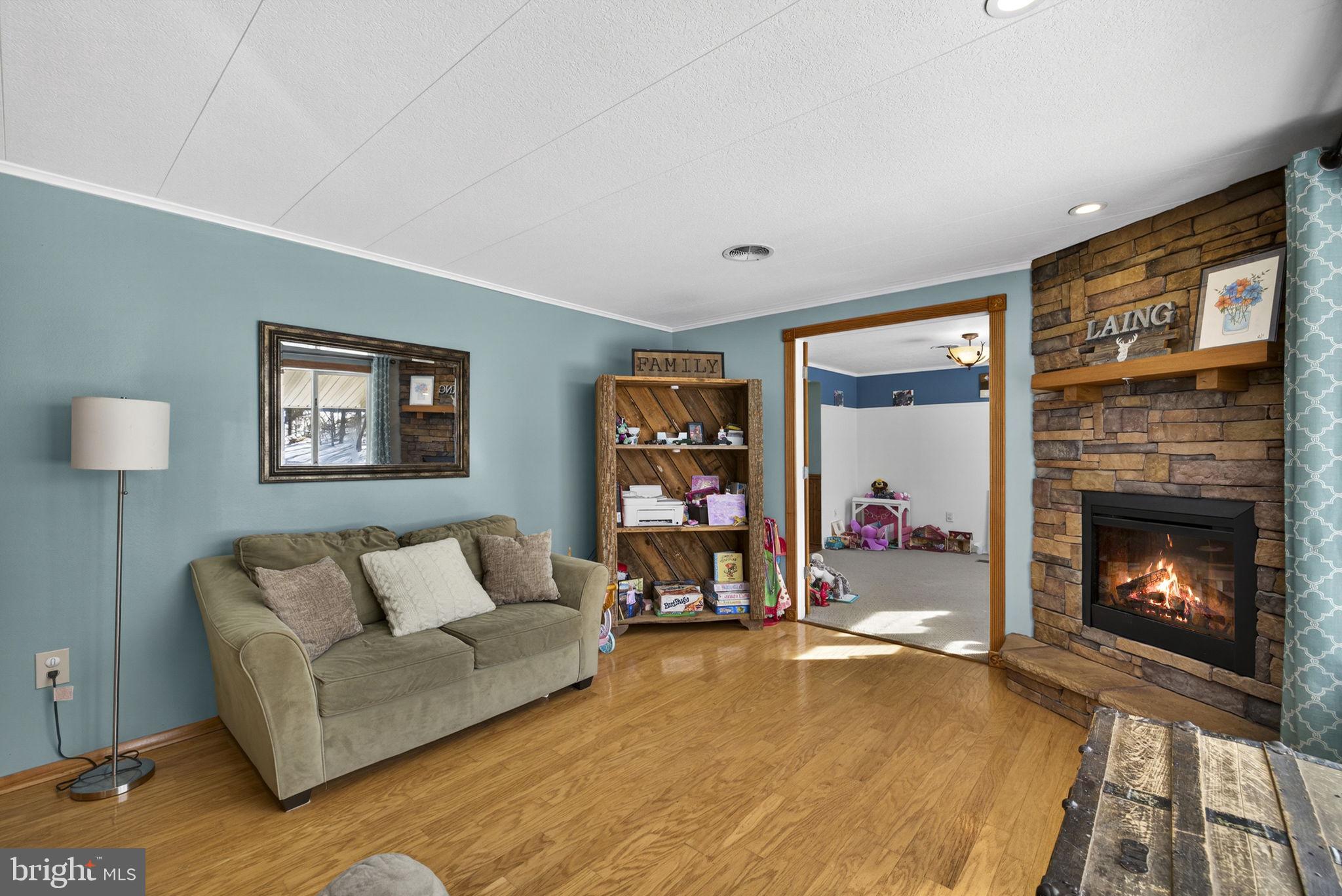 SHIRLEY FARMS - Residential