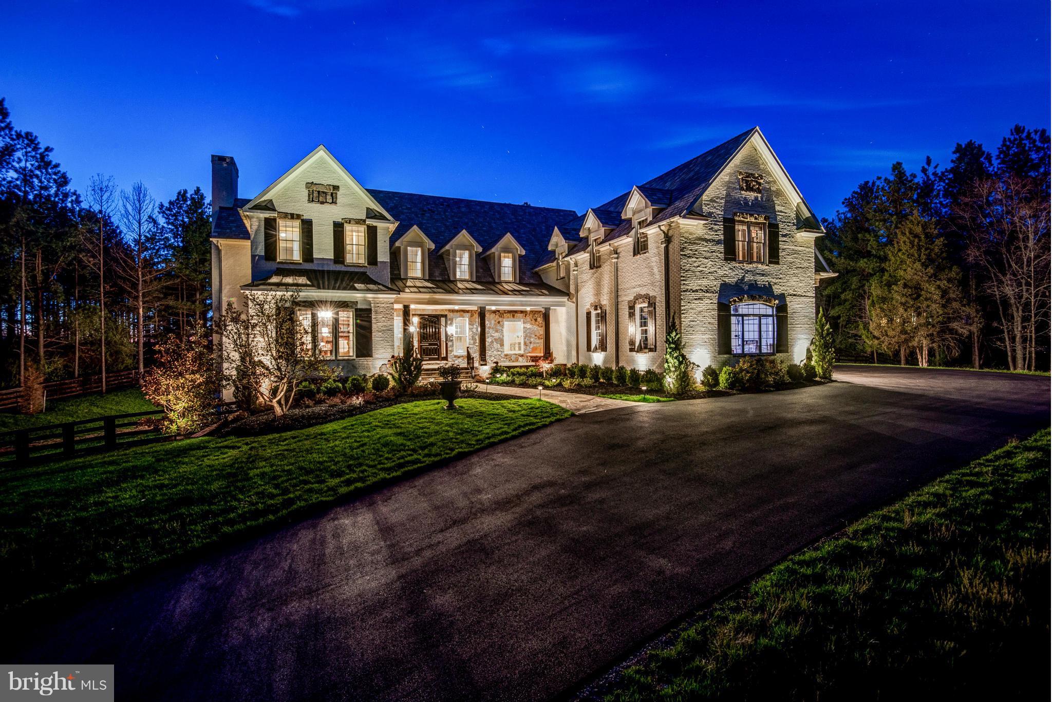 CREIGHTON FARMS - Residential