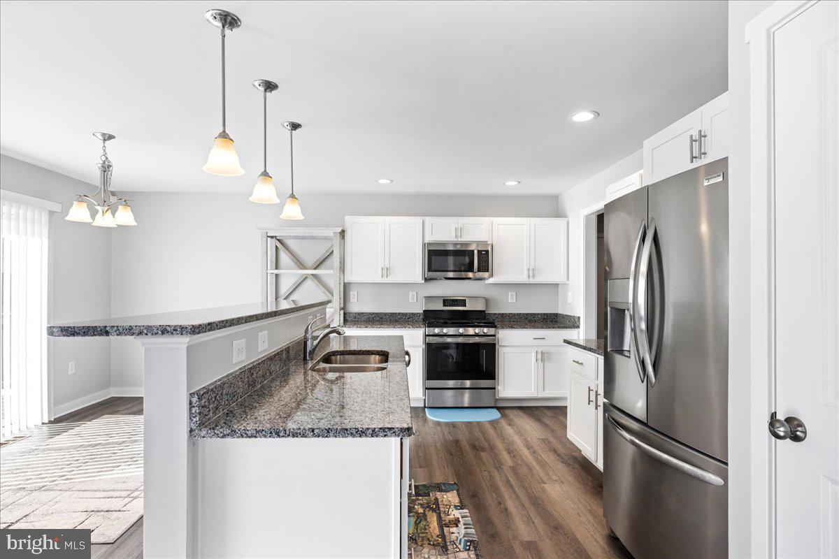 HERITAGE HILLS - Residential