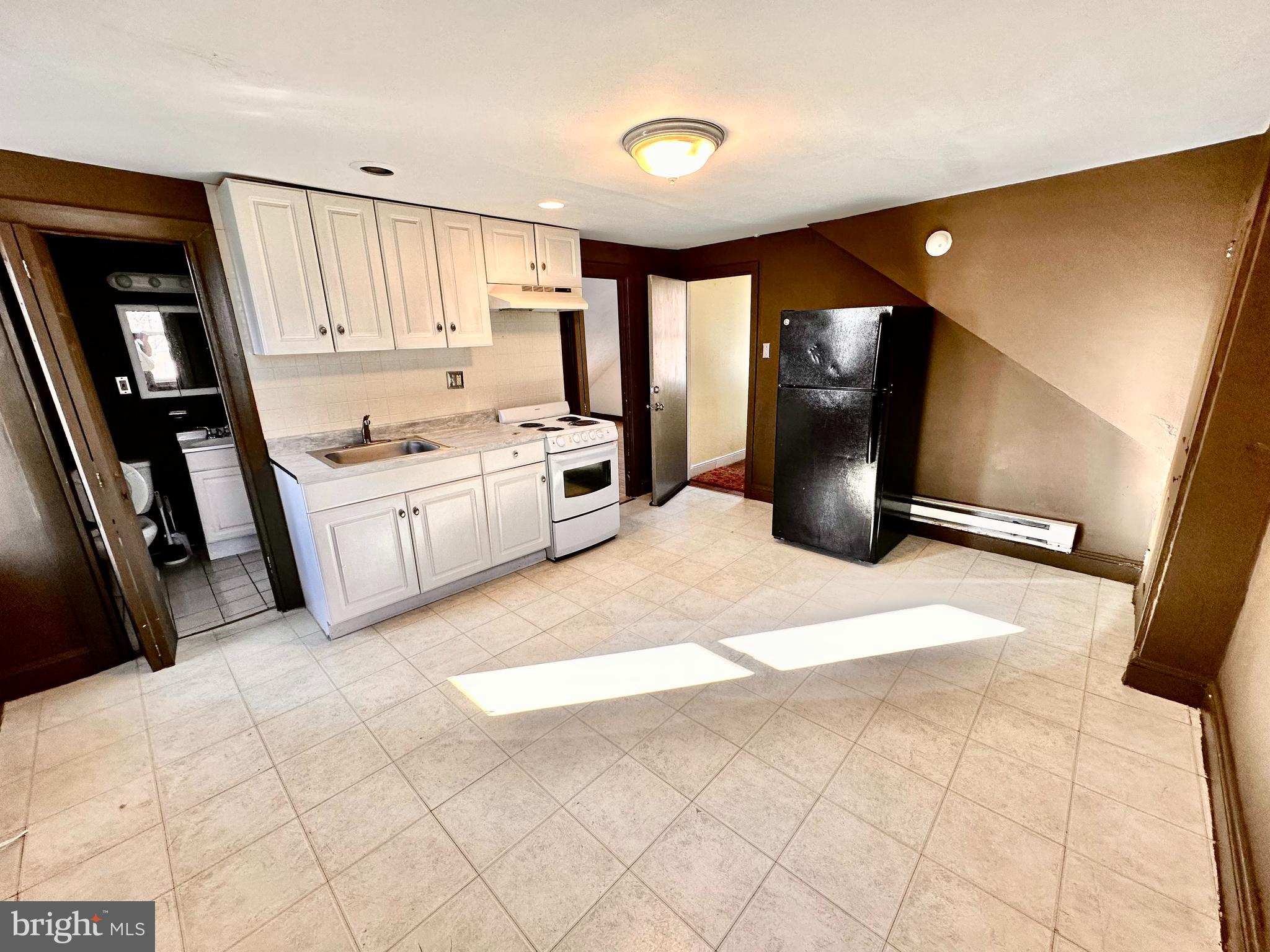 GERMANTOWN - Residential Lease
